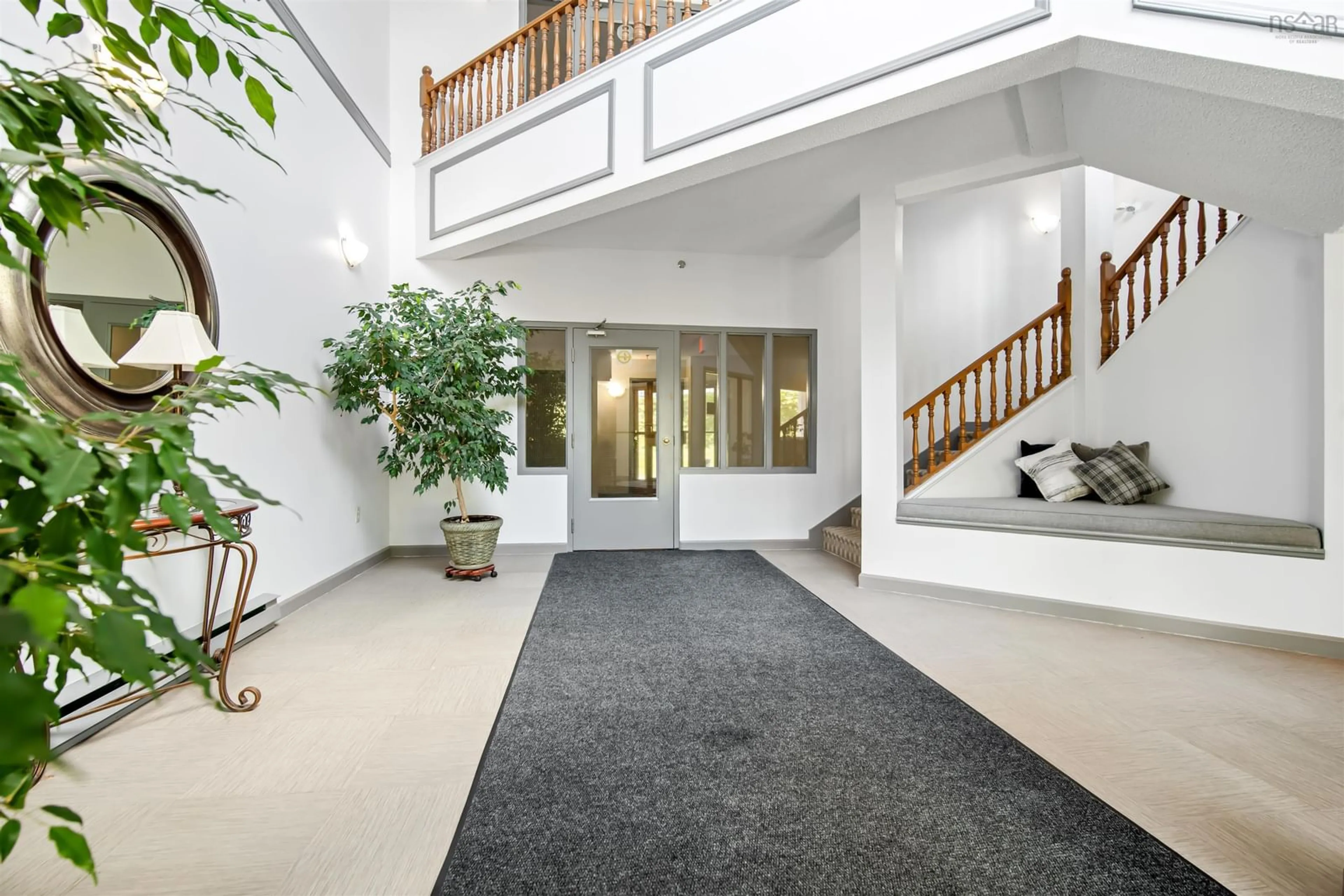 Indoor foyer for 110 202 Farnham Gate Rd, Halifax Nova Scotia B3M 4A2