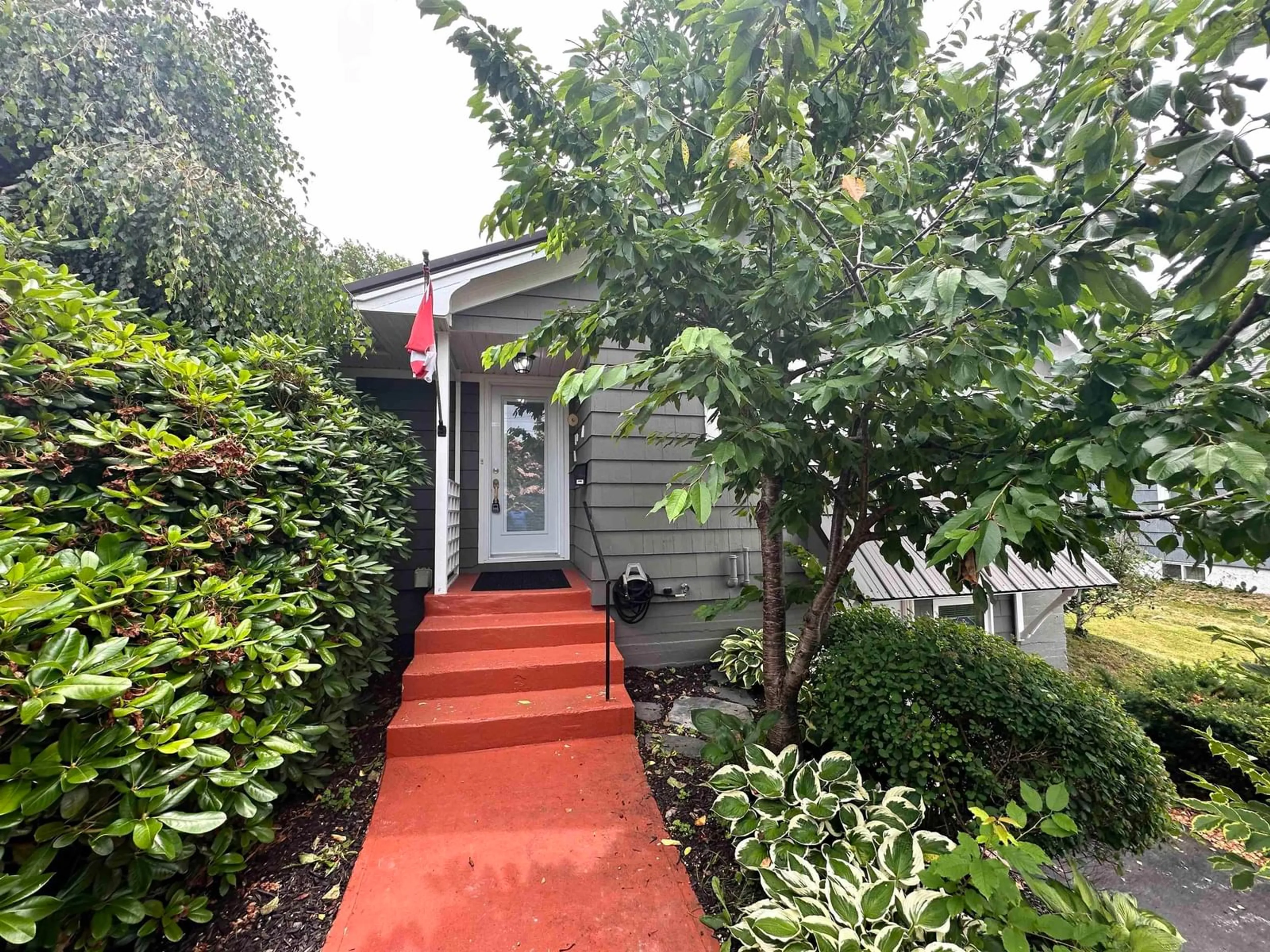 Unknown for 235 Waterloo St, Liverpool Nova Scotia B0T 1K0