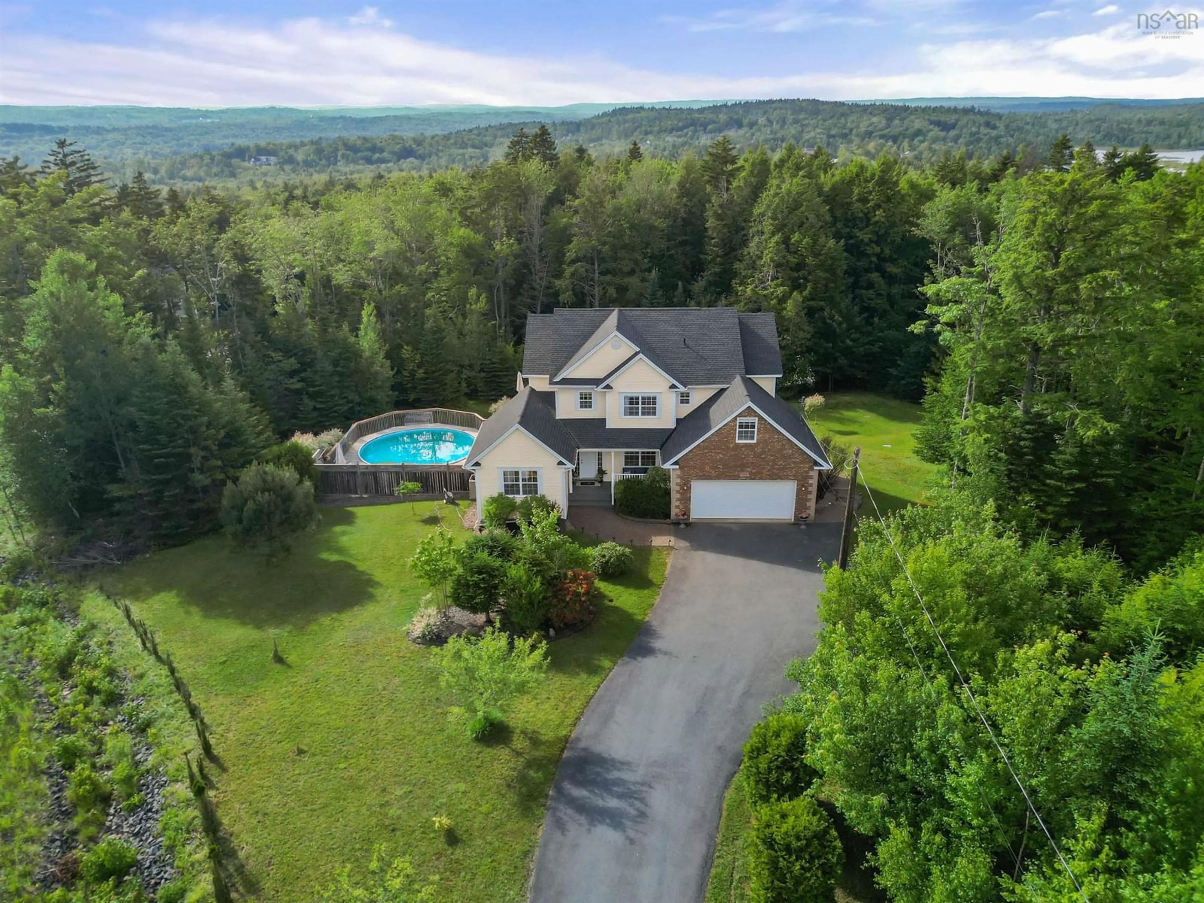 A pic from outside/outdoor area/front of a property/back of a property/a pic from drone, unknown for 104 Talisman Dr, Fall River Nova Scotia B2T 1E8
