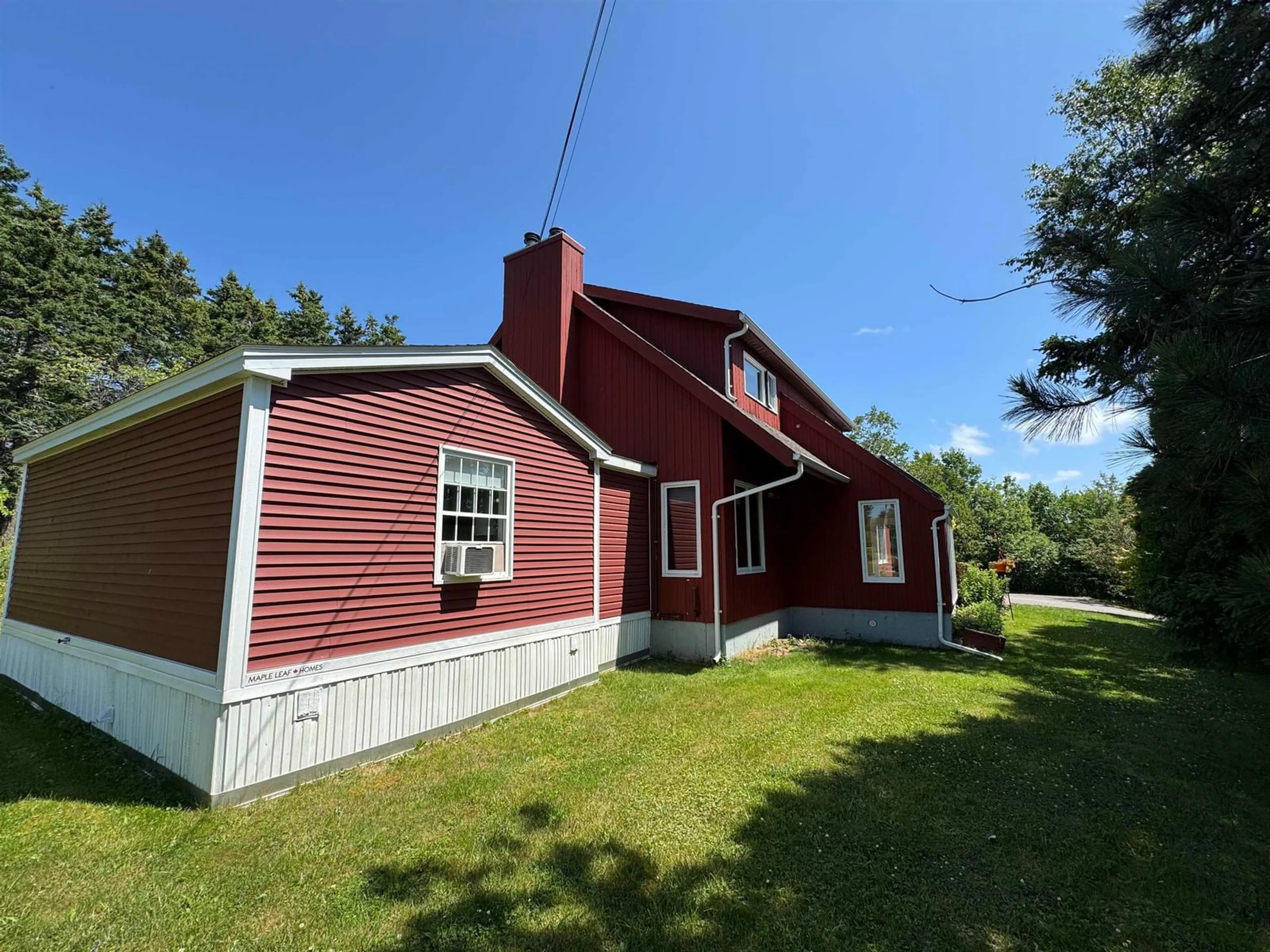 A pic from outside/outdoor area/front of a property/back of a property/a pic from drone, building for 39 Davis Dr, Port Hastings Nova Scotia B9A 1R2