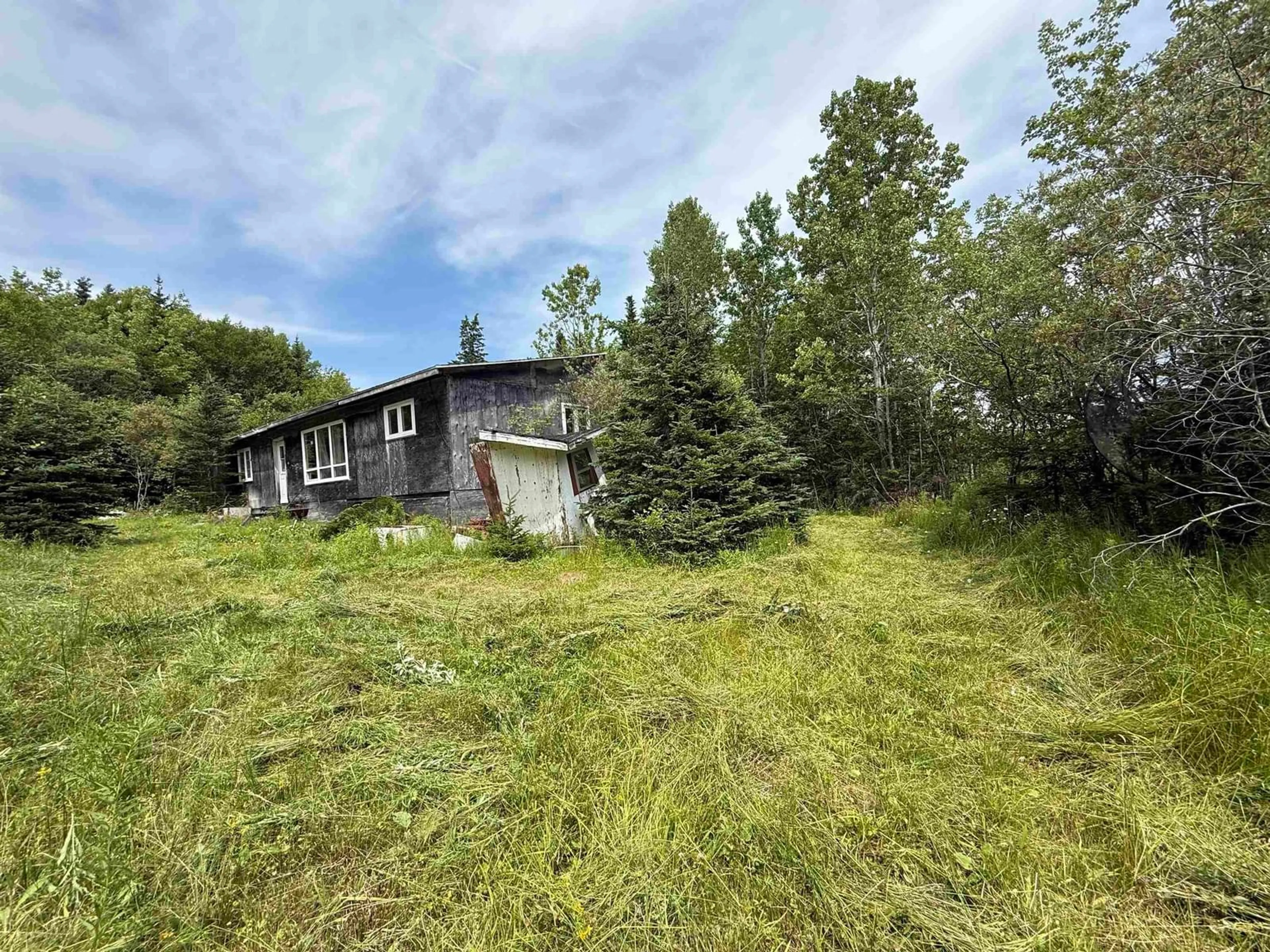Shed for 5569 Highway 105 Hwy, Port Bevis Nova Scotia B0E 1B0