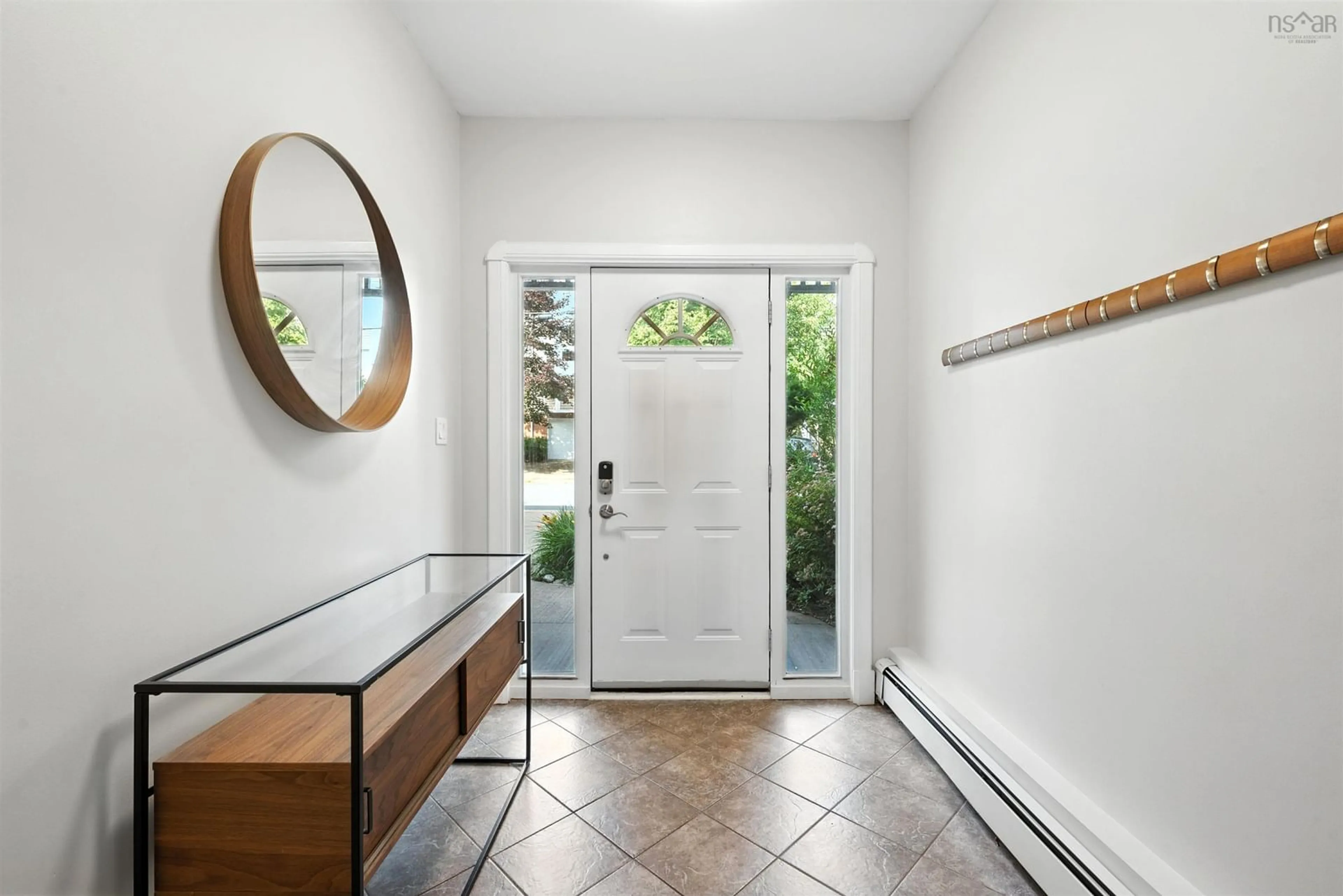 Indoor entryway for 221 Spinnaker Dr, Halifax Peninsula Nova Scotia B3N 3C3