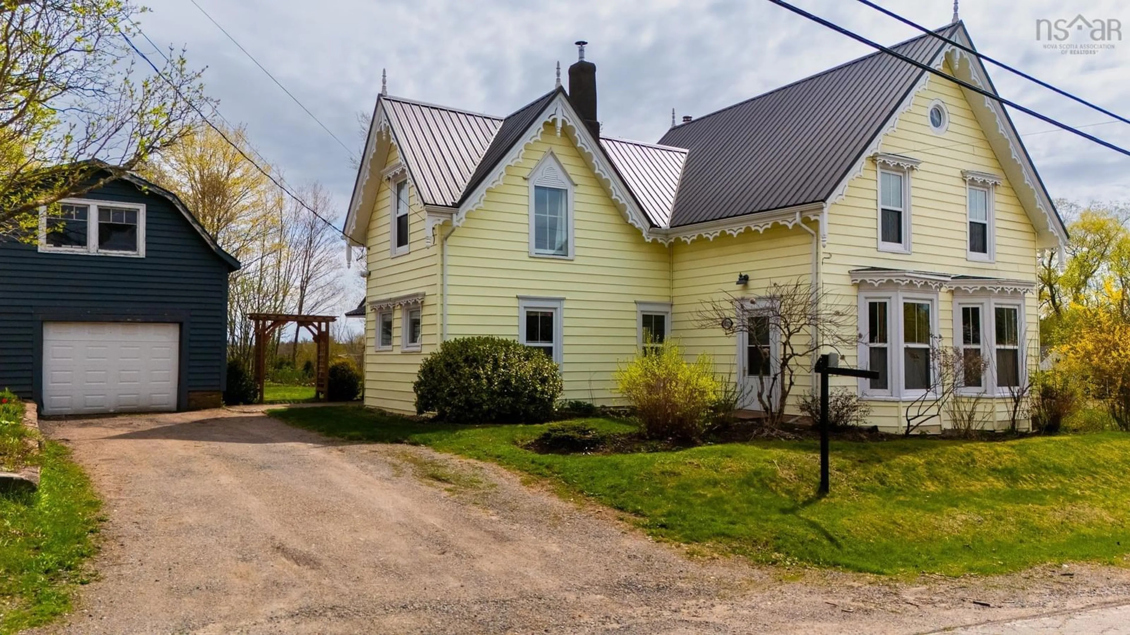 A pic from outside/outdoor area/front of a property/back of a property/a pic from drone, street for 9682 221 Hwy, Canning Nova Scotia B0P 1H0