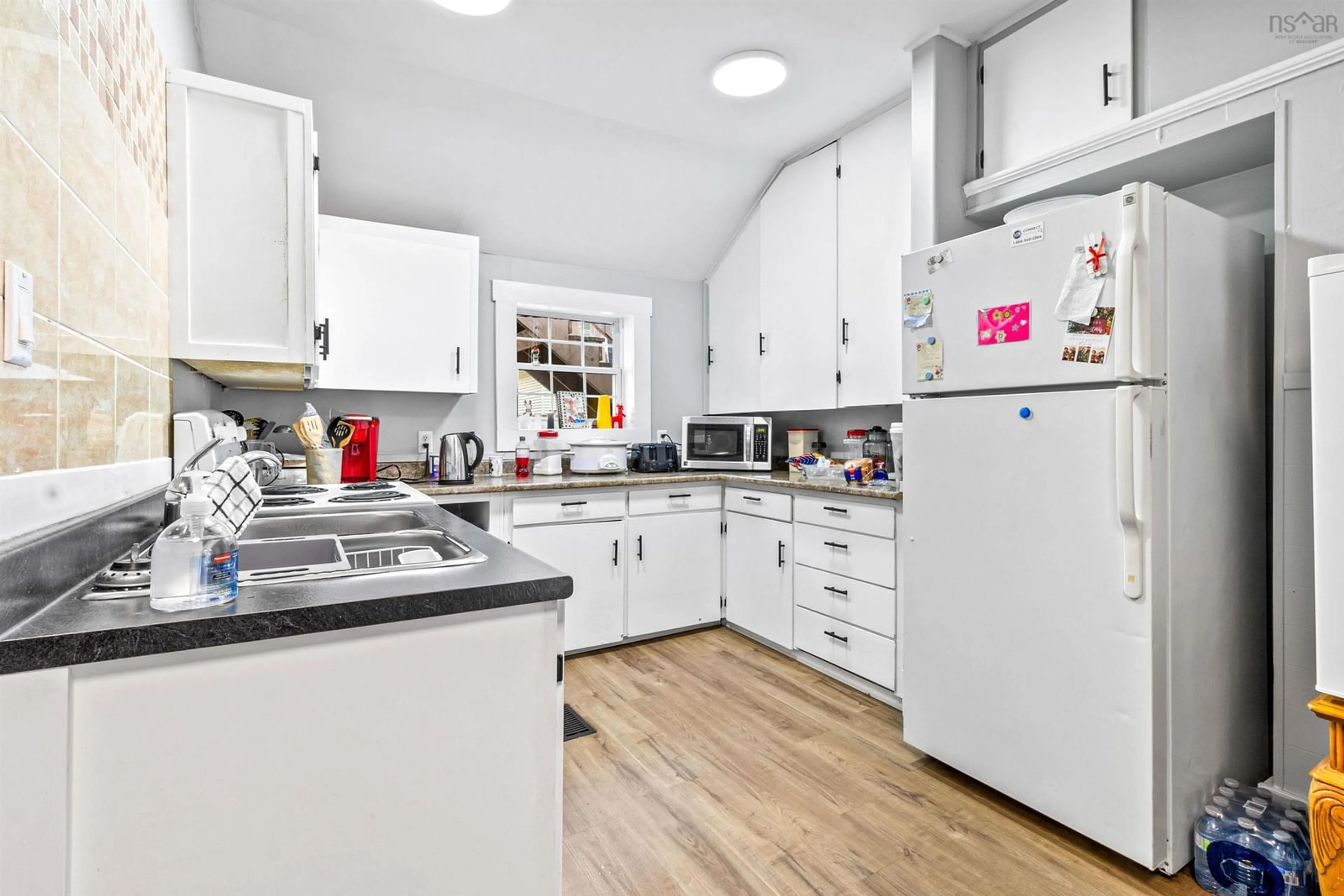 Standard kitchen, unknown for 59 Pleasant St, Truro Nova Scotia B2N 3R8