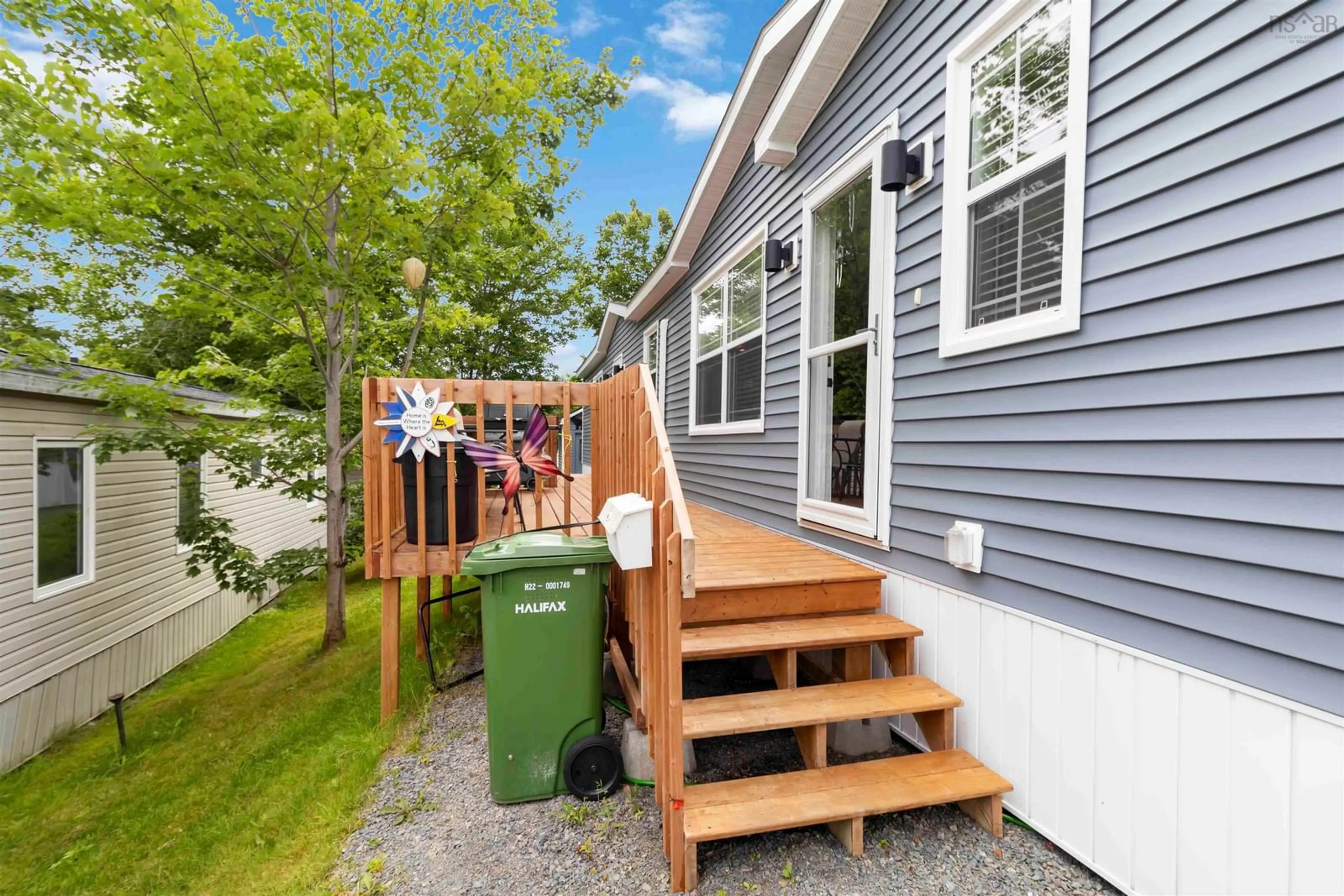 Home with vinyl exterior material, street for 620 Macdonald St, Beaver Bank Nova Scotia B4E 1N3