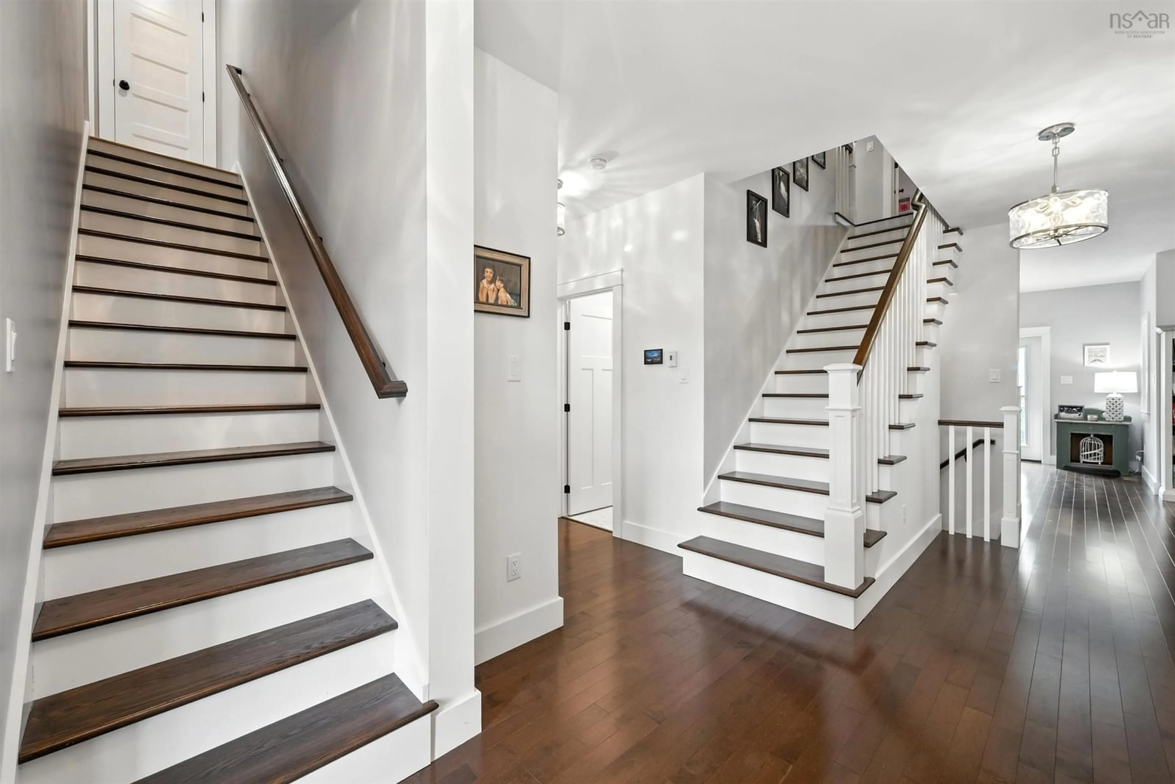Stairs for 22 Roxford Crt, Valley Nova Scotia B6L 0A1