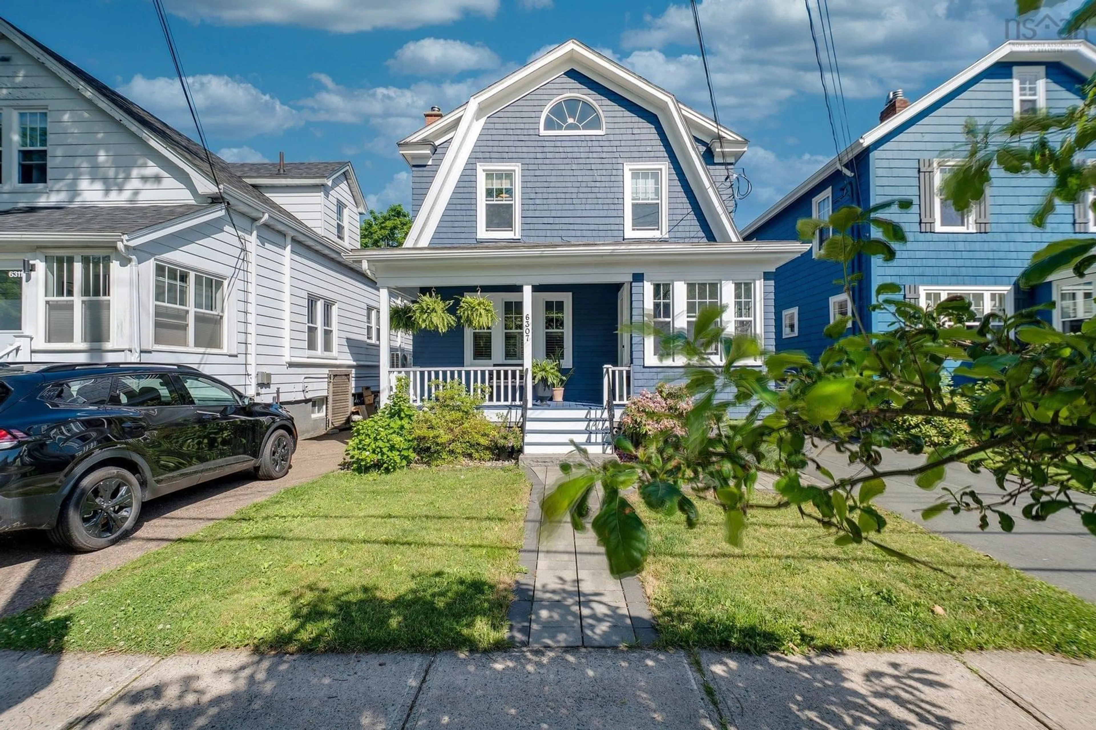 Home with vinyl exterior material, street for 6307 Willow St, Halifax Nova Scotia B3L 1P1