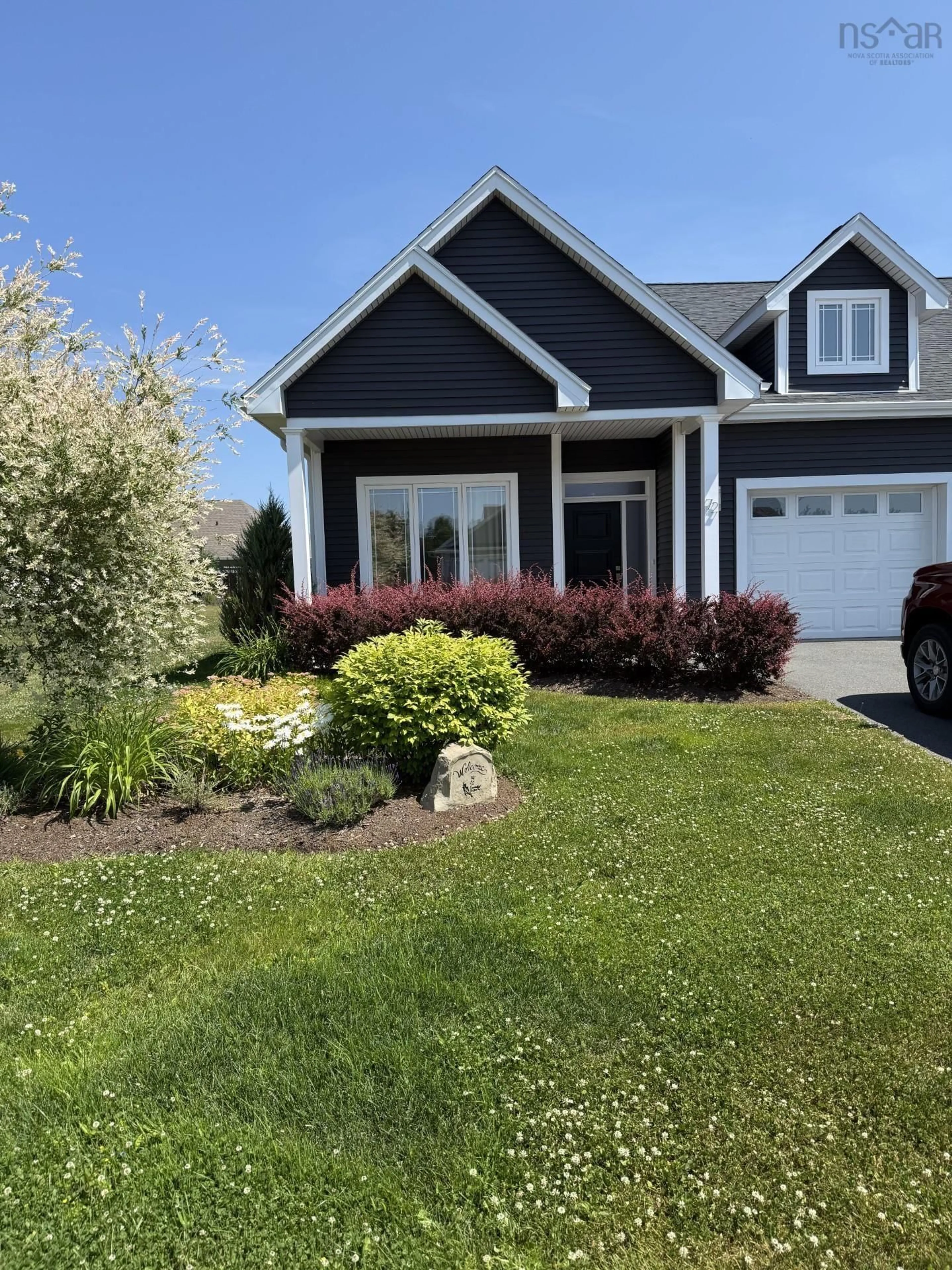 Home with vinyl exterior material, street for 72 Mount Cameron Circle. Antigonish Landing, Antigonish Landing Nova Scotia B2G 2V1
