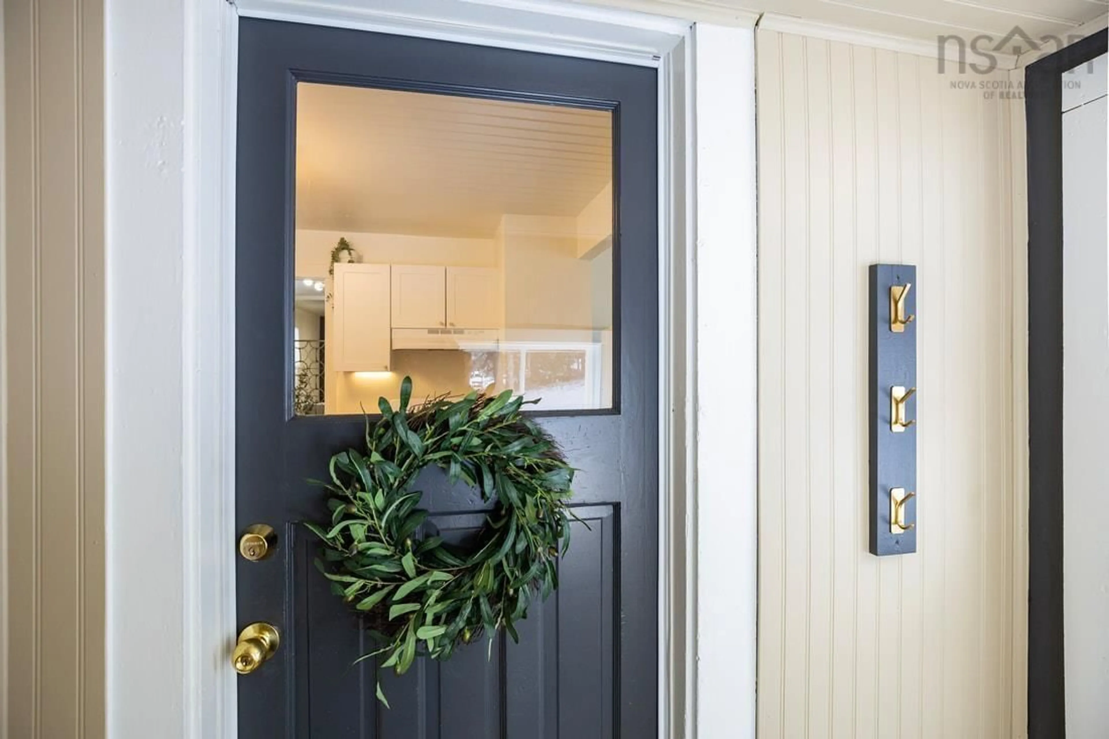 Indoor entryway for 1134 Meadowvale Rd, East Tremont Nova Scotia B0P 1R0