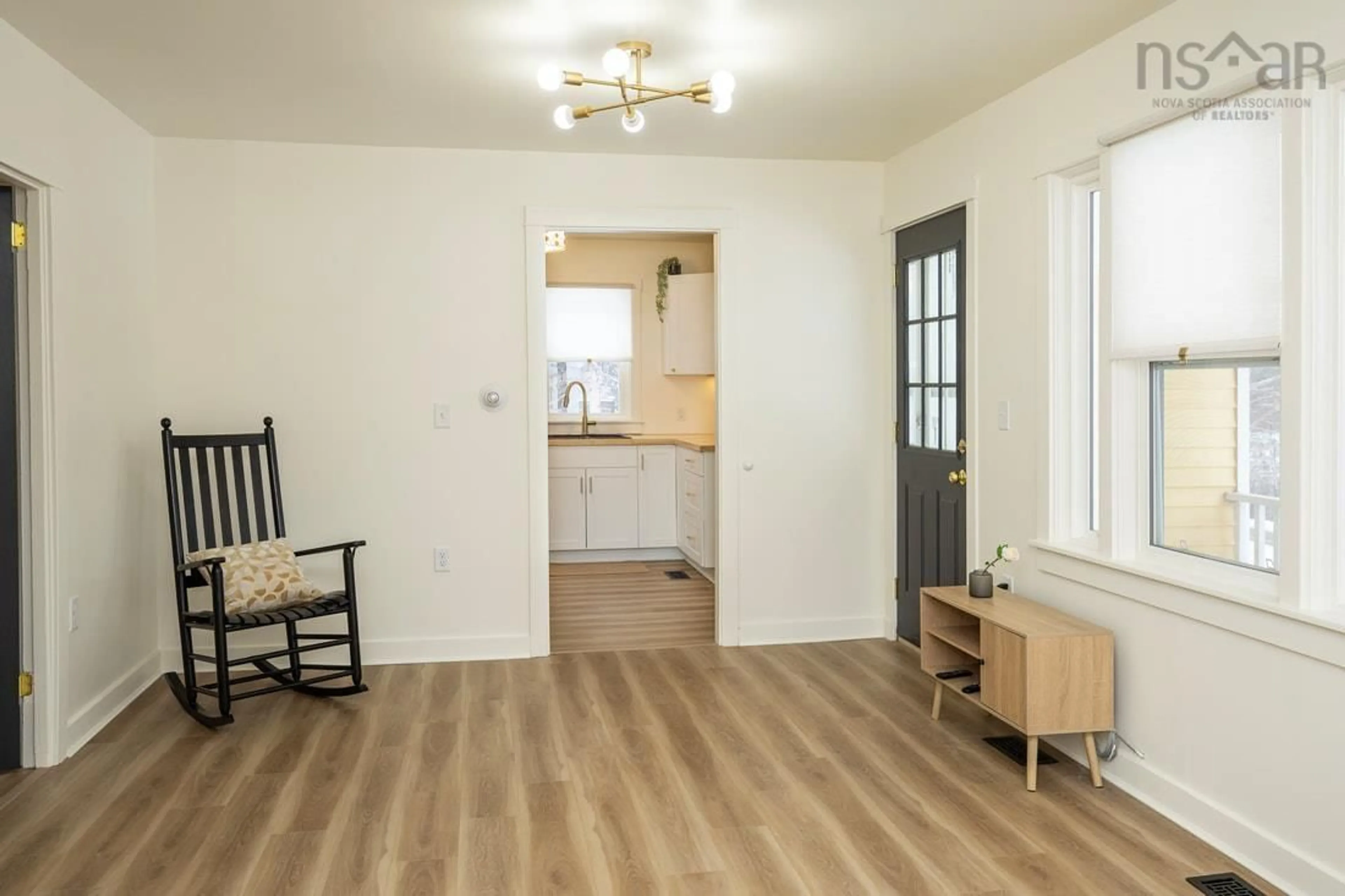 Indoor entryway for 1134 Meadowvale Rd, East Tremont Nova Scotia B0P 1R0