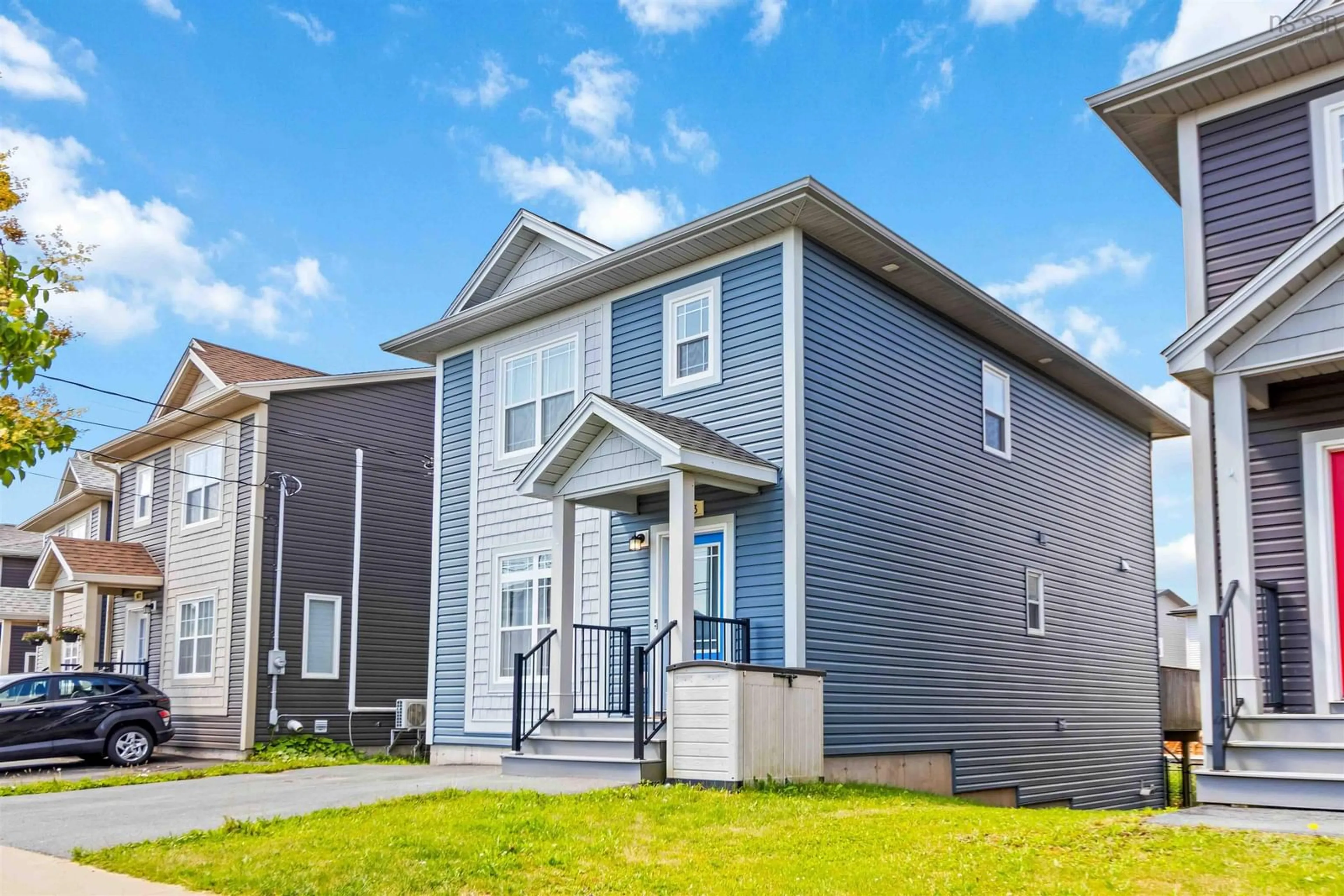 Home with vinyl exterior material, street for 163 Mica Cres, Halifax Nova Scotia B3P 0H7
