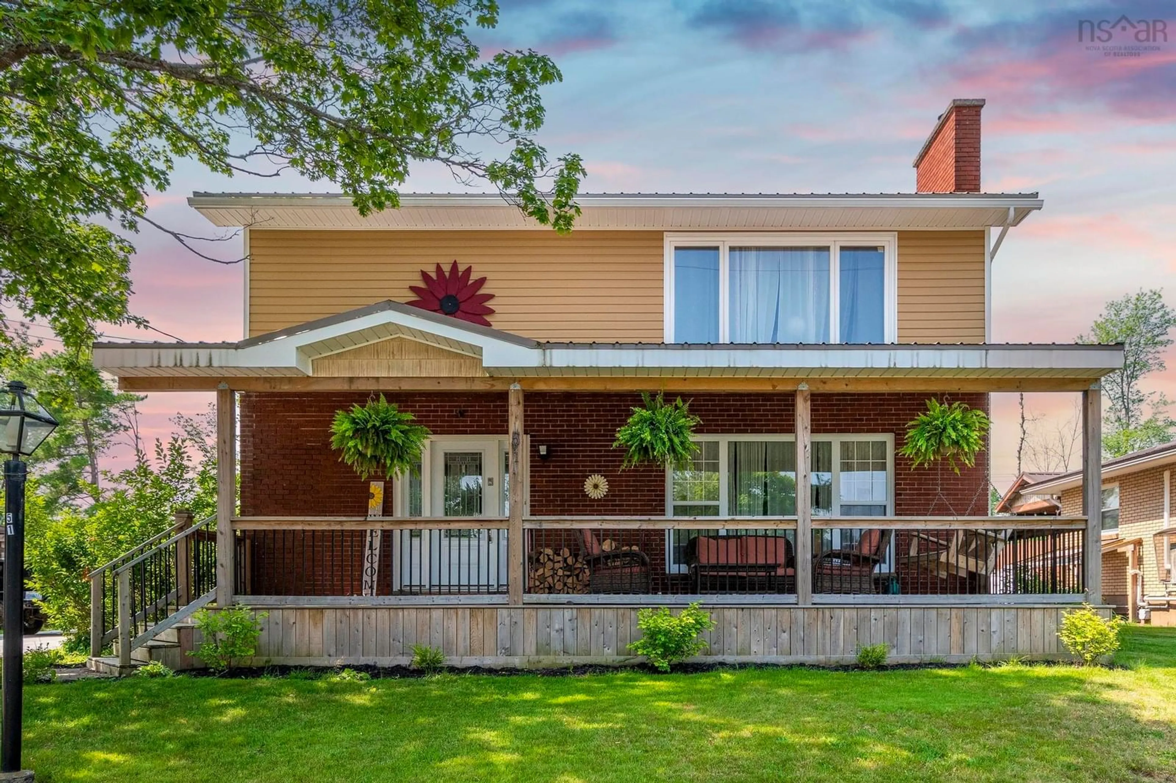 Home with vinyl exterior material, street for 51 Weir Ave, Stellarton Nova Scotia B0K 1S0