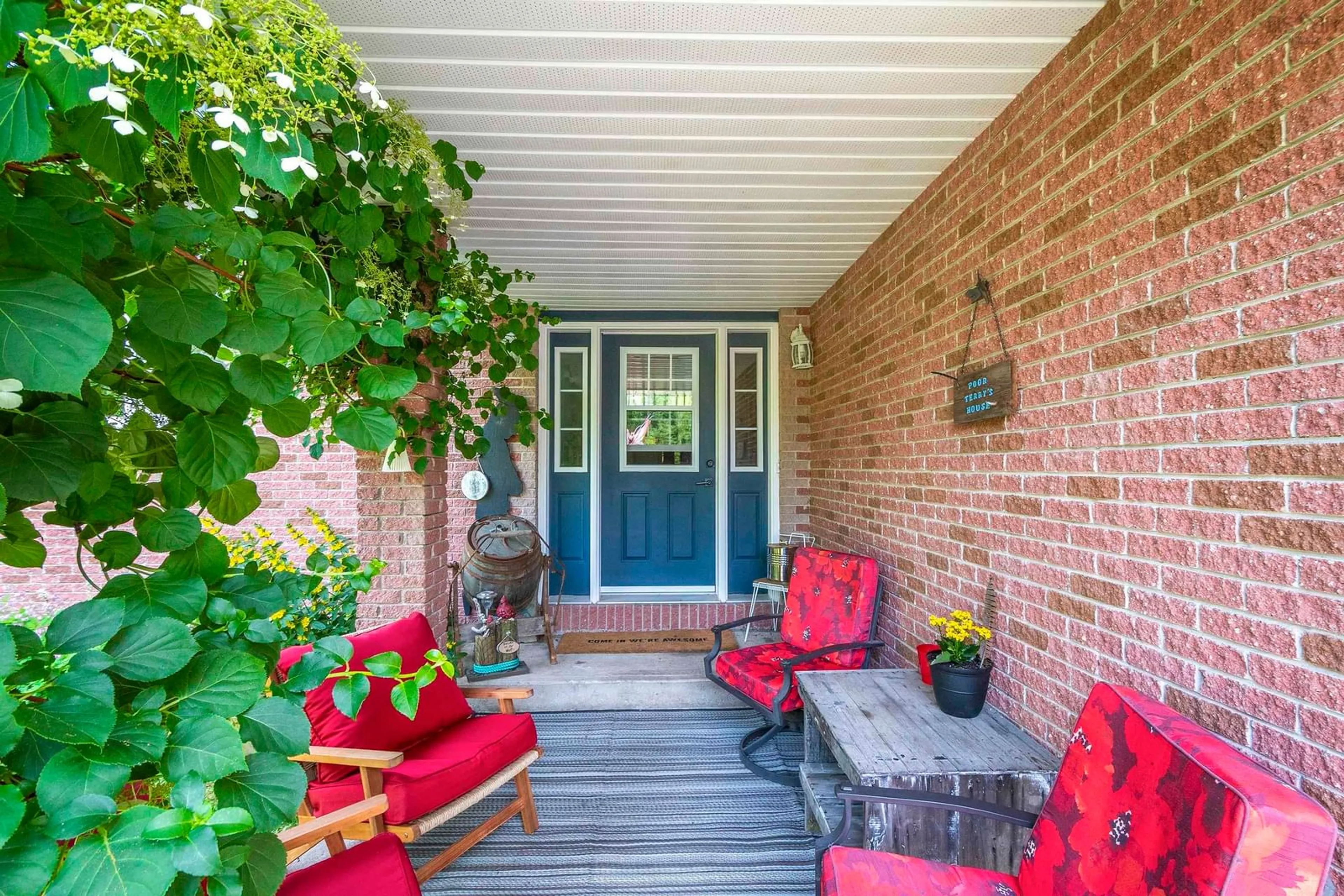 Indoor entryway for 9 Jan Marie Dr, Lawrencetown Nova Scotia B2Z 1E2