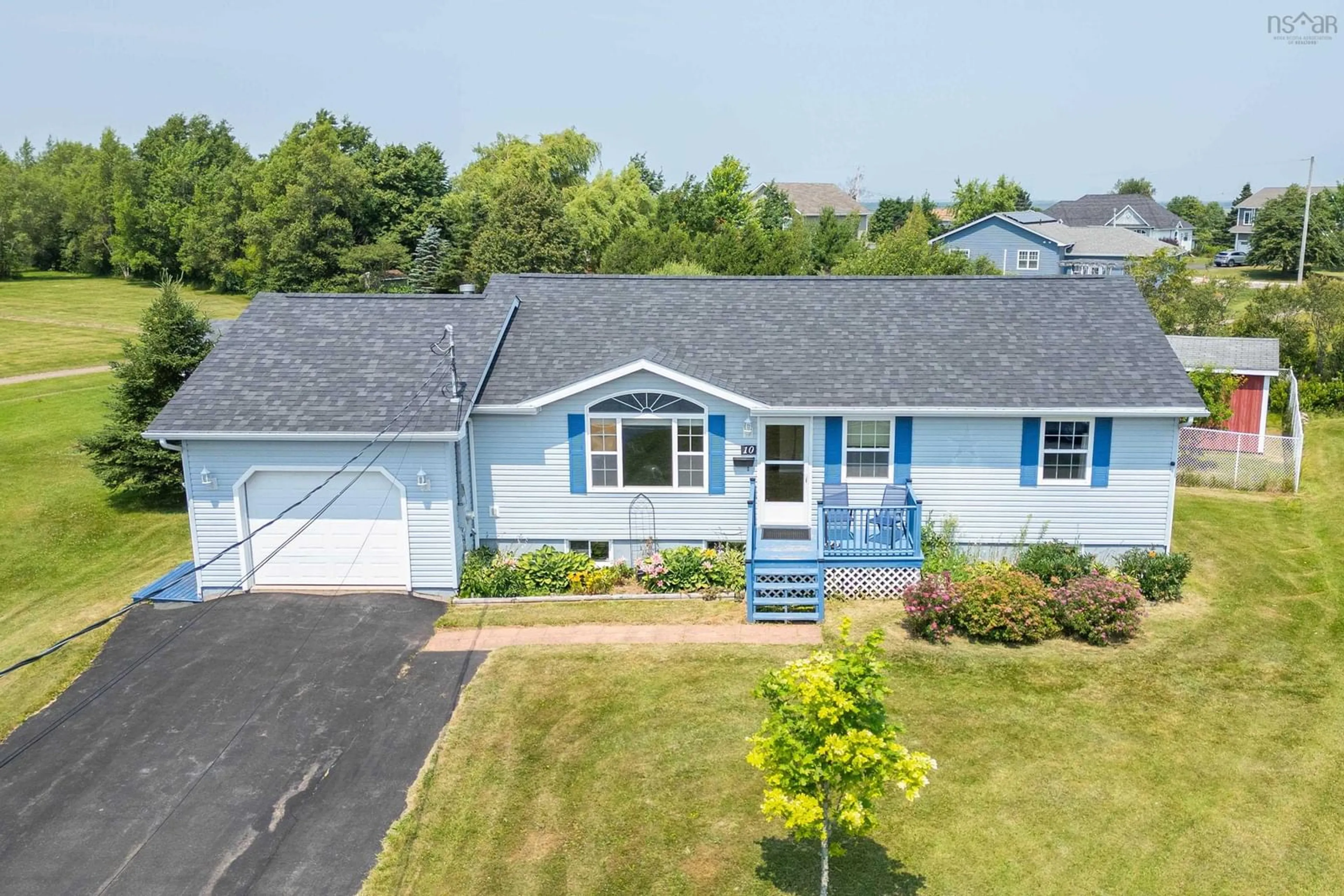 Home with vinyl exterior material, unknown for 10 Garden Crt, Amherst Nova Scotia B4H 4R8
