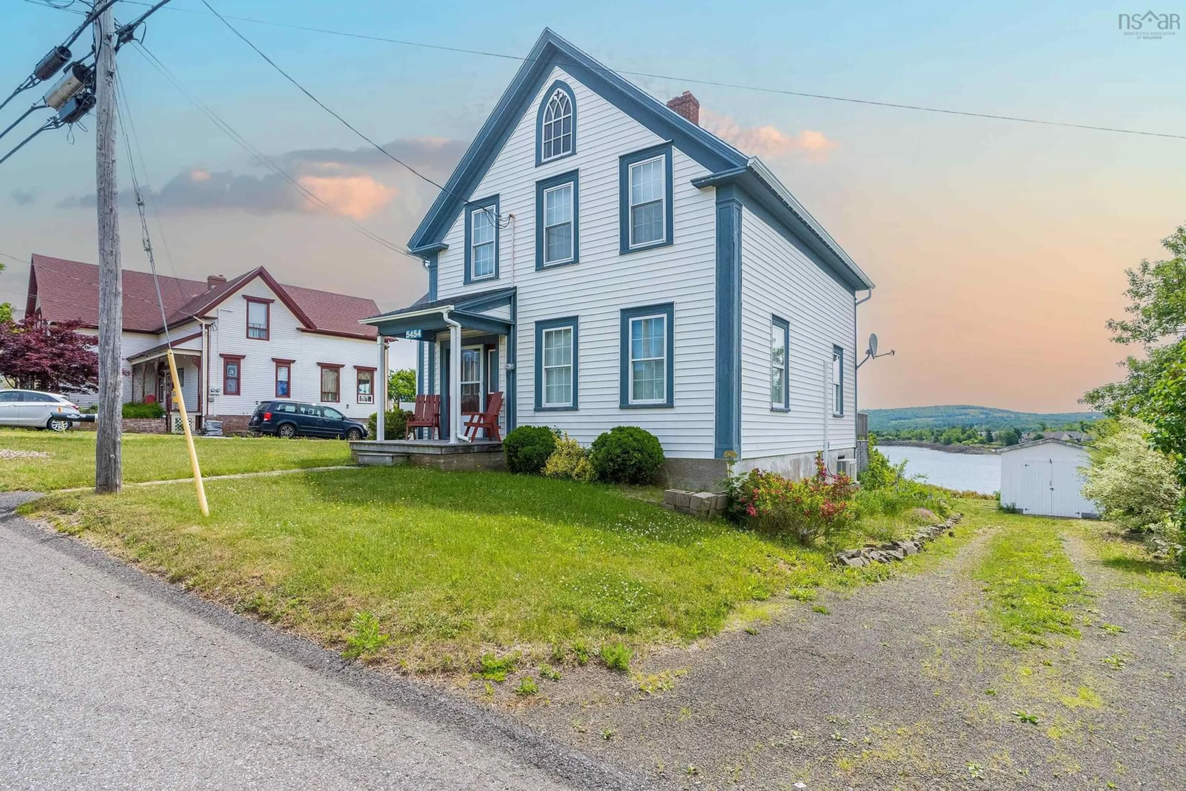 A pic from outside/outdoor area/front of a property/back of a property/a pic from drone, street for 5454 Granville Rd, Granville Ferry Nova Scotia B0S 1A0