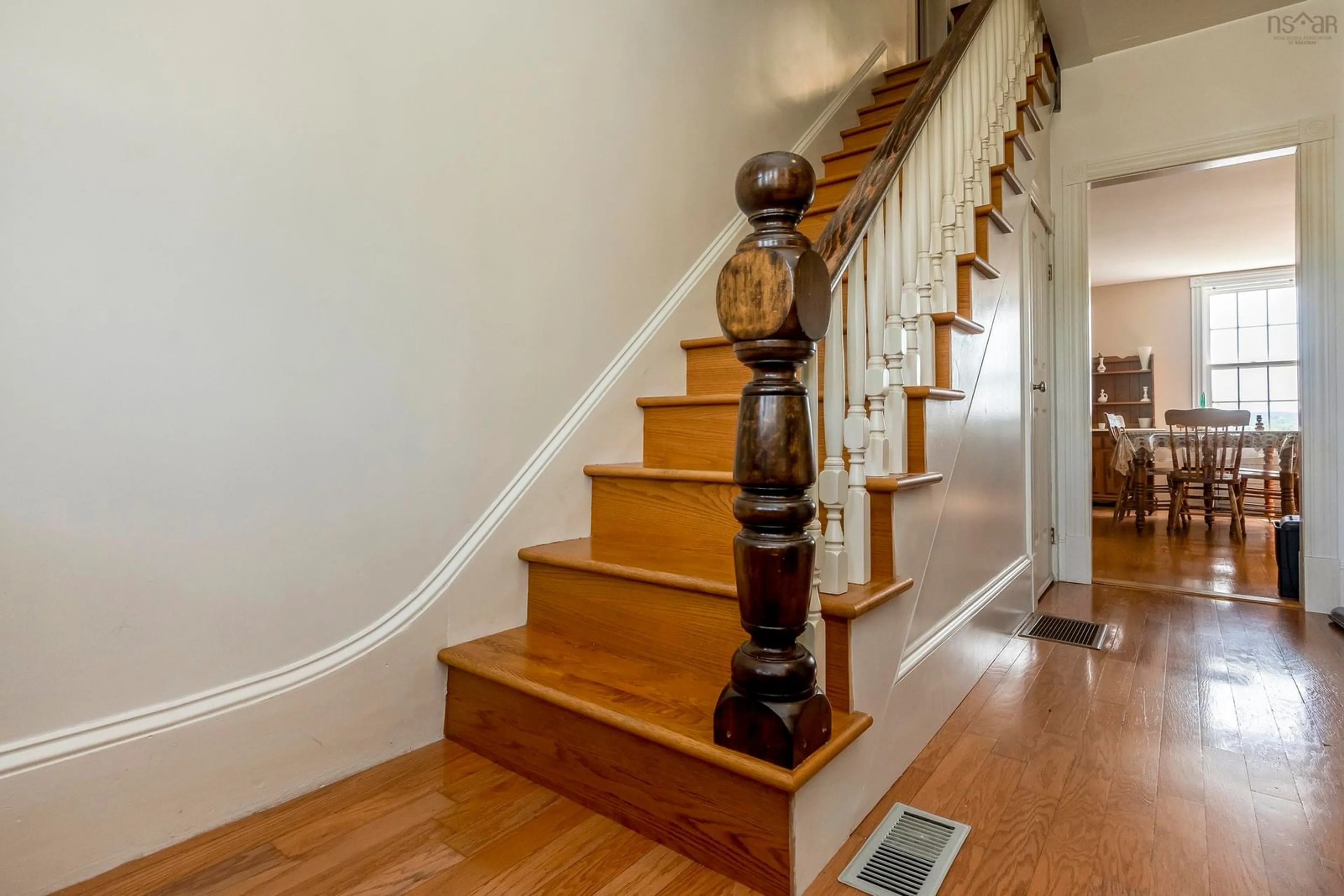 Stairs for 5454 Granville Rd, Granville Ferry Nova Scotia B0S 1A0