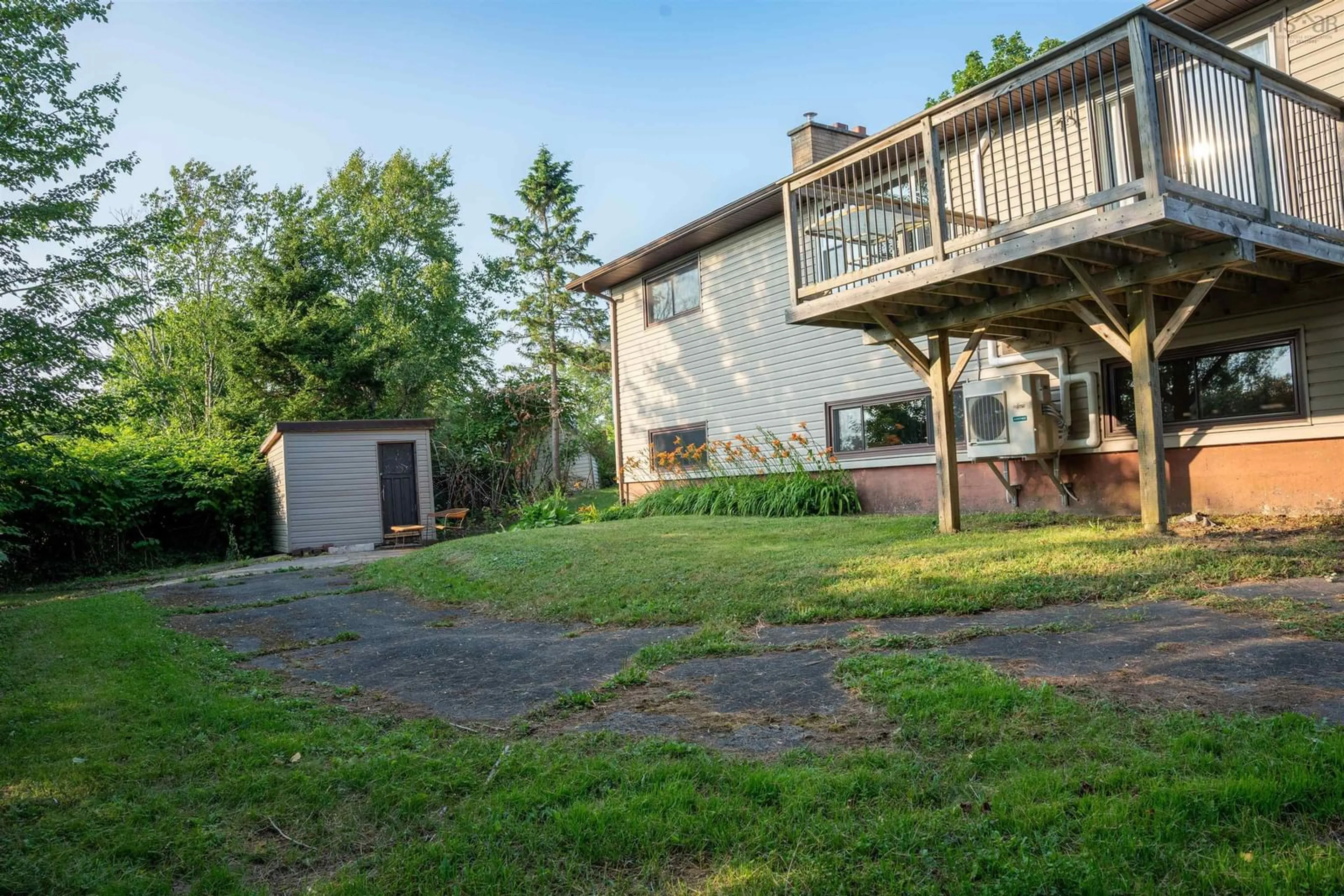 Patio, unknown for 17 Tilley Crt, Lower Sackville Nova Scotia B4C 1S9