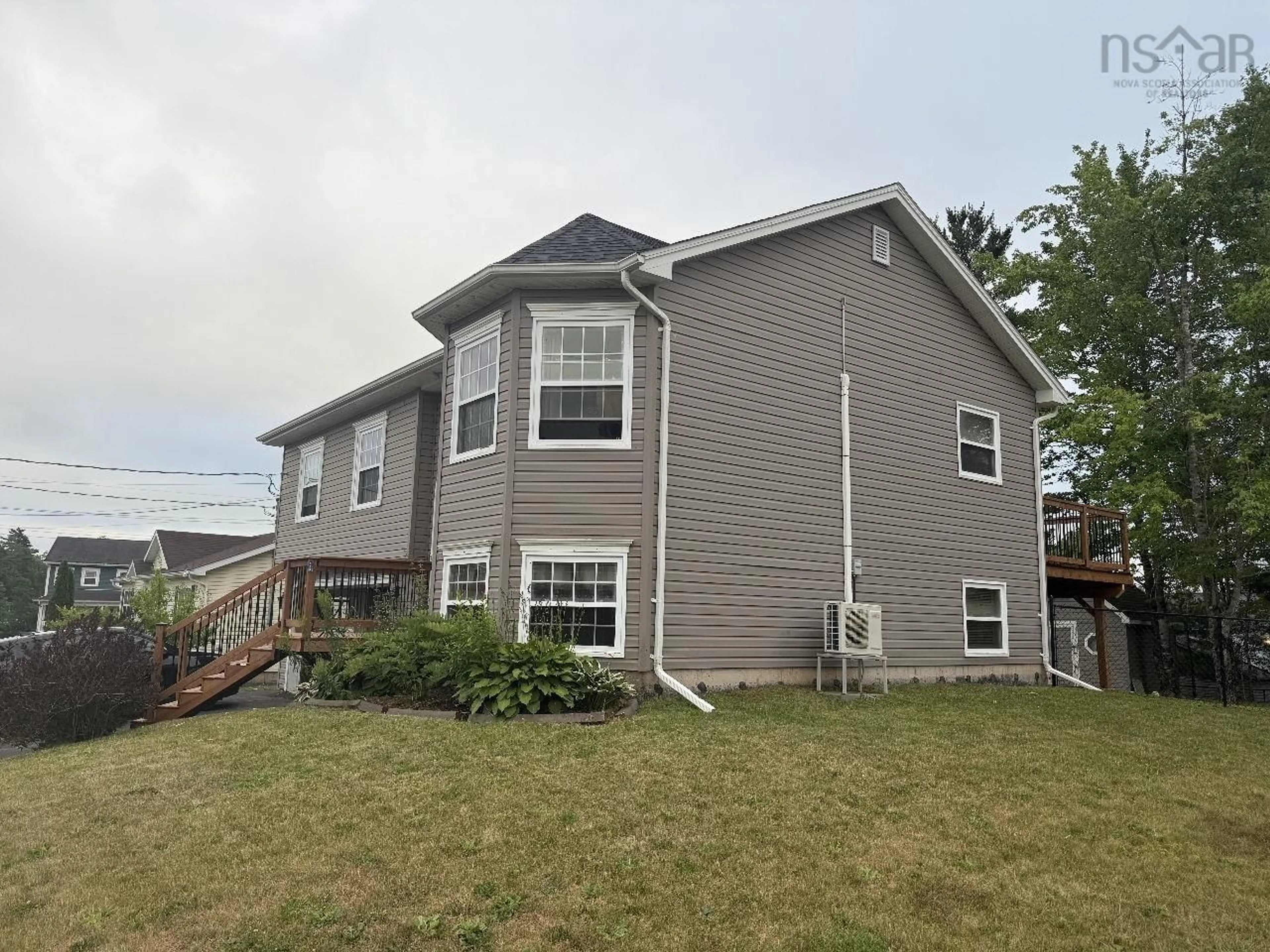 Home with vinyl exterior material, unknown for 5 Lillian Crt, Elmsdale Nova Scotia B2S 0A2