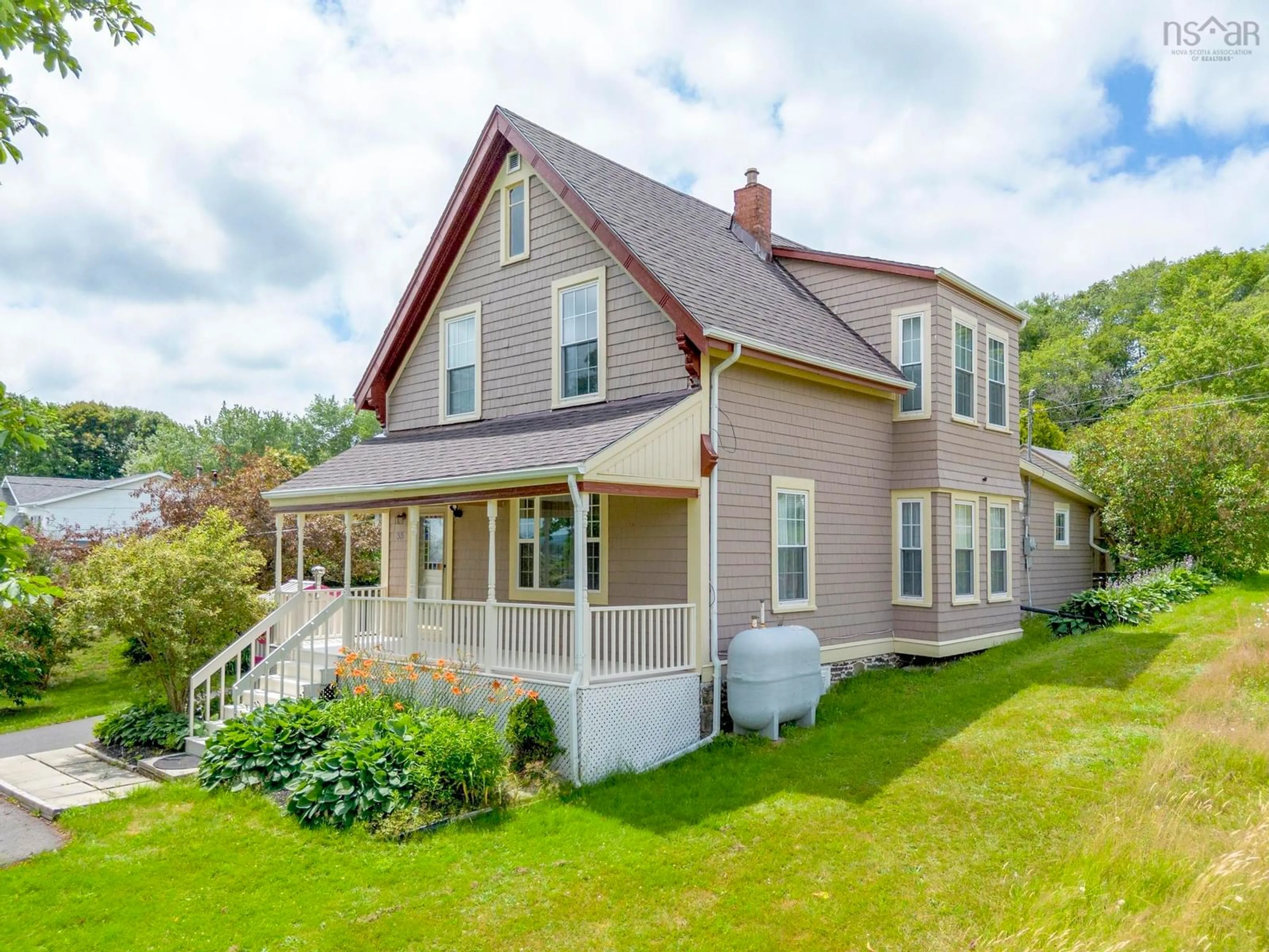 Home with vinyl exterior material, unknown for 55 Lighthouse Rd, Digby Nova Scotia B0V 1A0