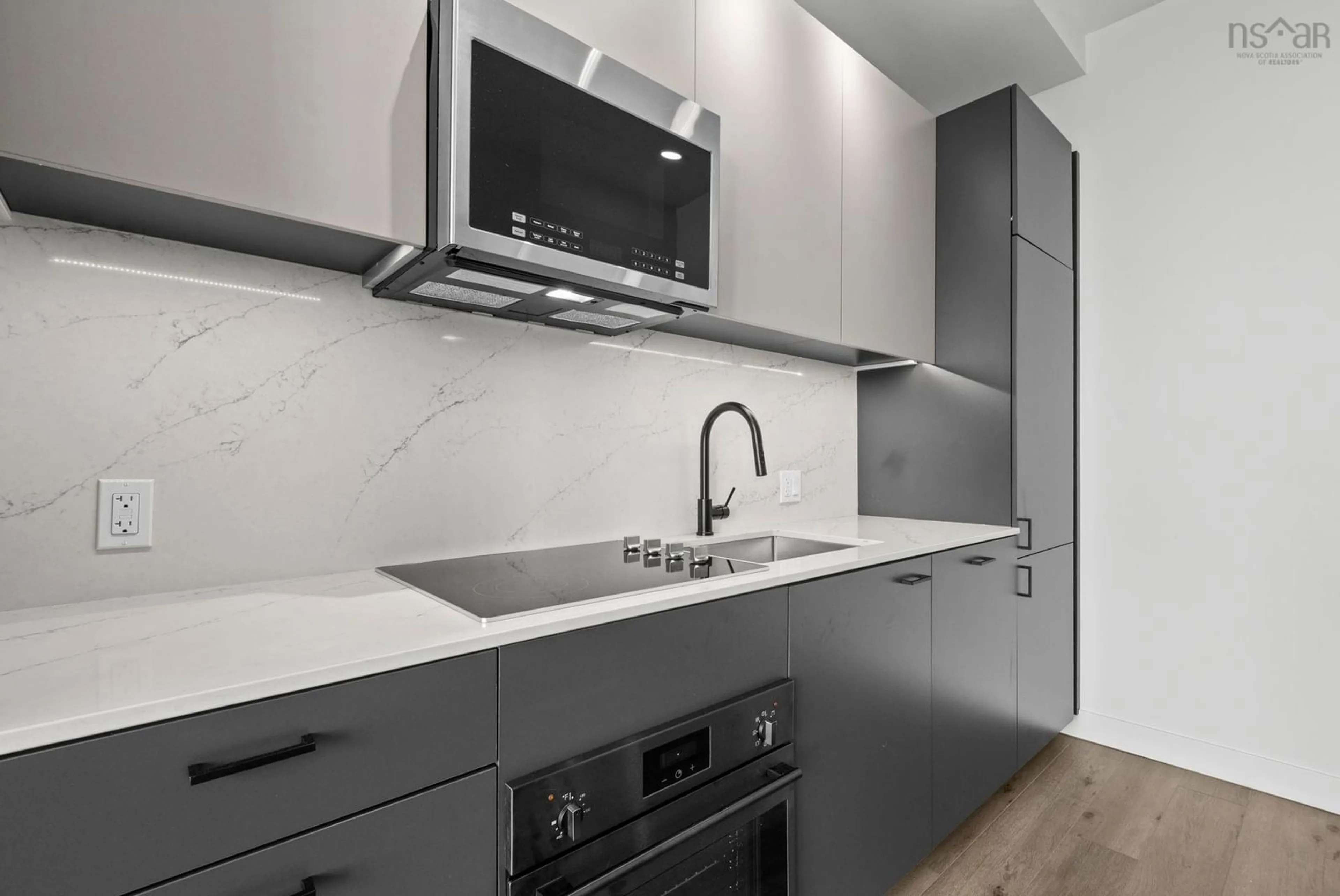Standard kitchen, unknown for 5511 Bilby St #PH5, Halifax Nova Scotia B3K 1V4