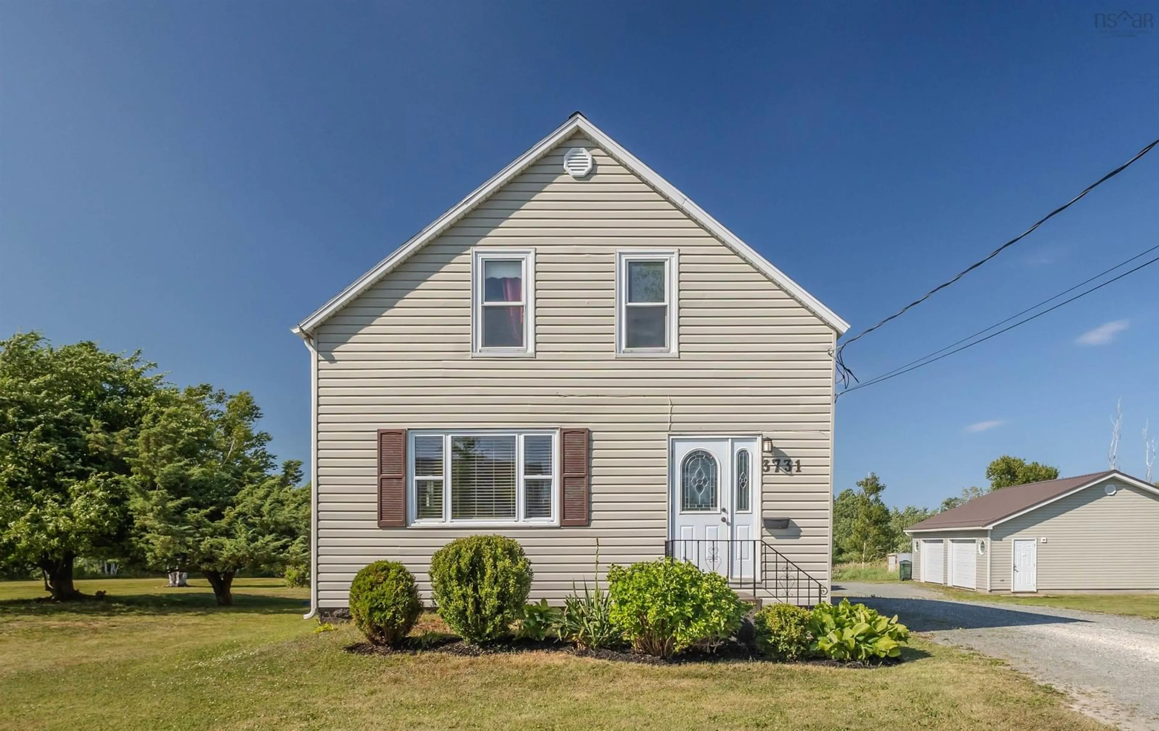 Home with vinyl exterior material, street for 3731 Emerald St, Scotchtown Nova Scotia B1H 1J1
