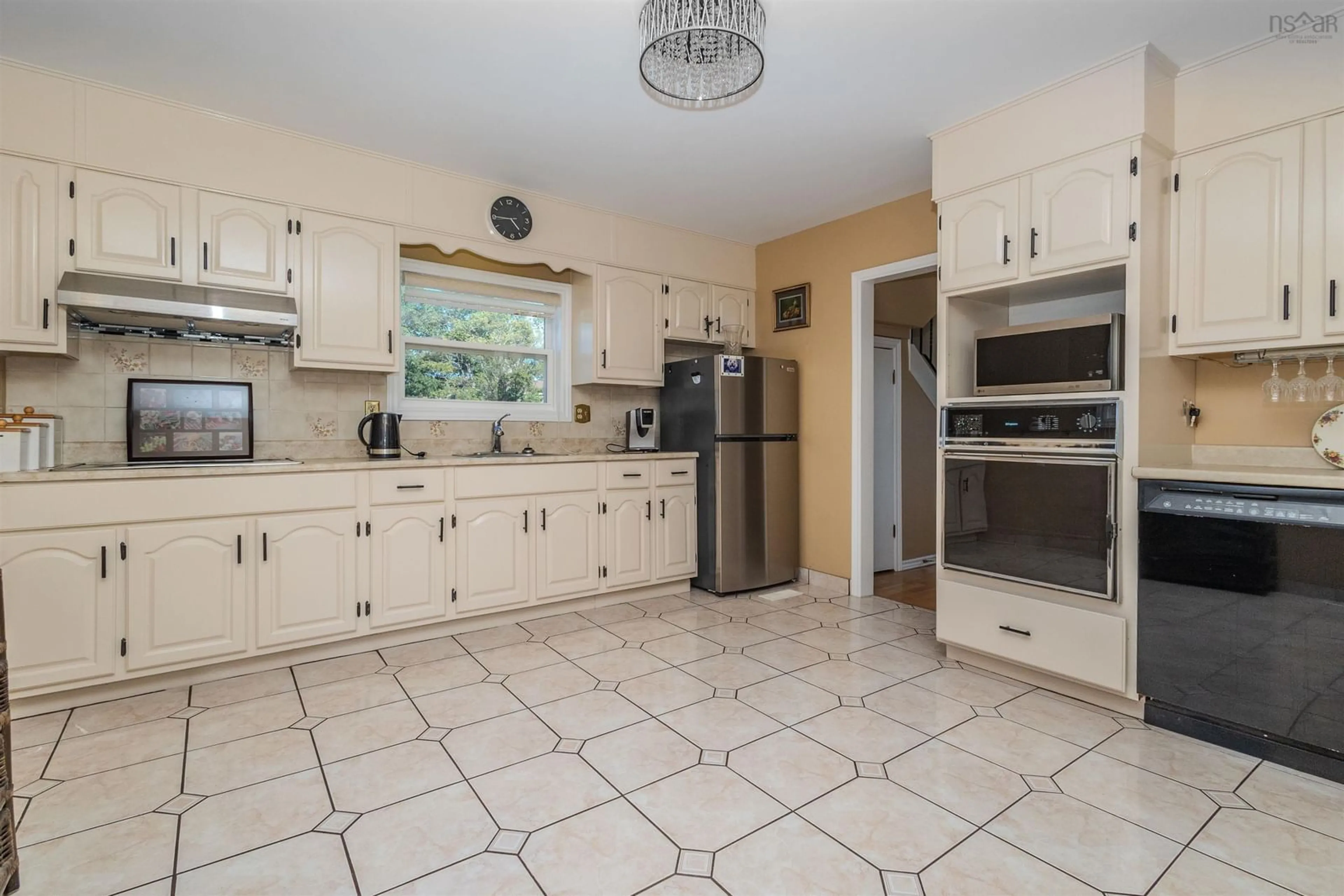 Standard kitchen, ceramic/tile floor for 3731 Emerald St, Scotchtown Nova Scotia B1H 1J1