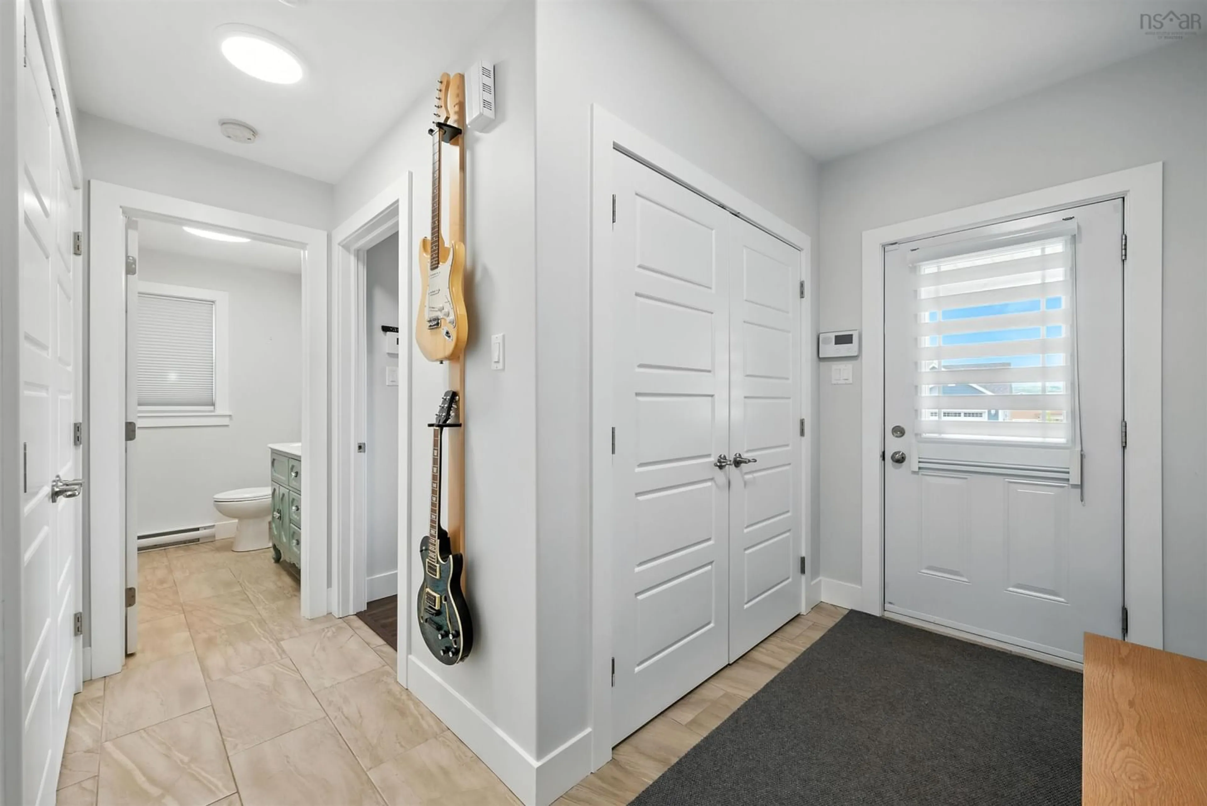 Indoor entryway for 12 Steeple View Dr, Port Williams Nova Scotia B0P 1T0