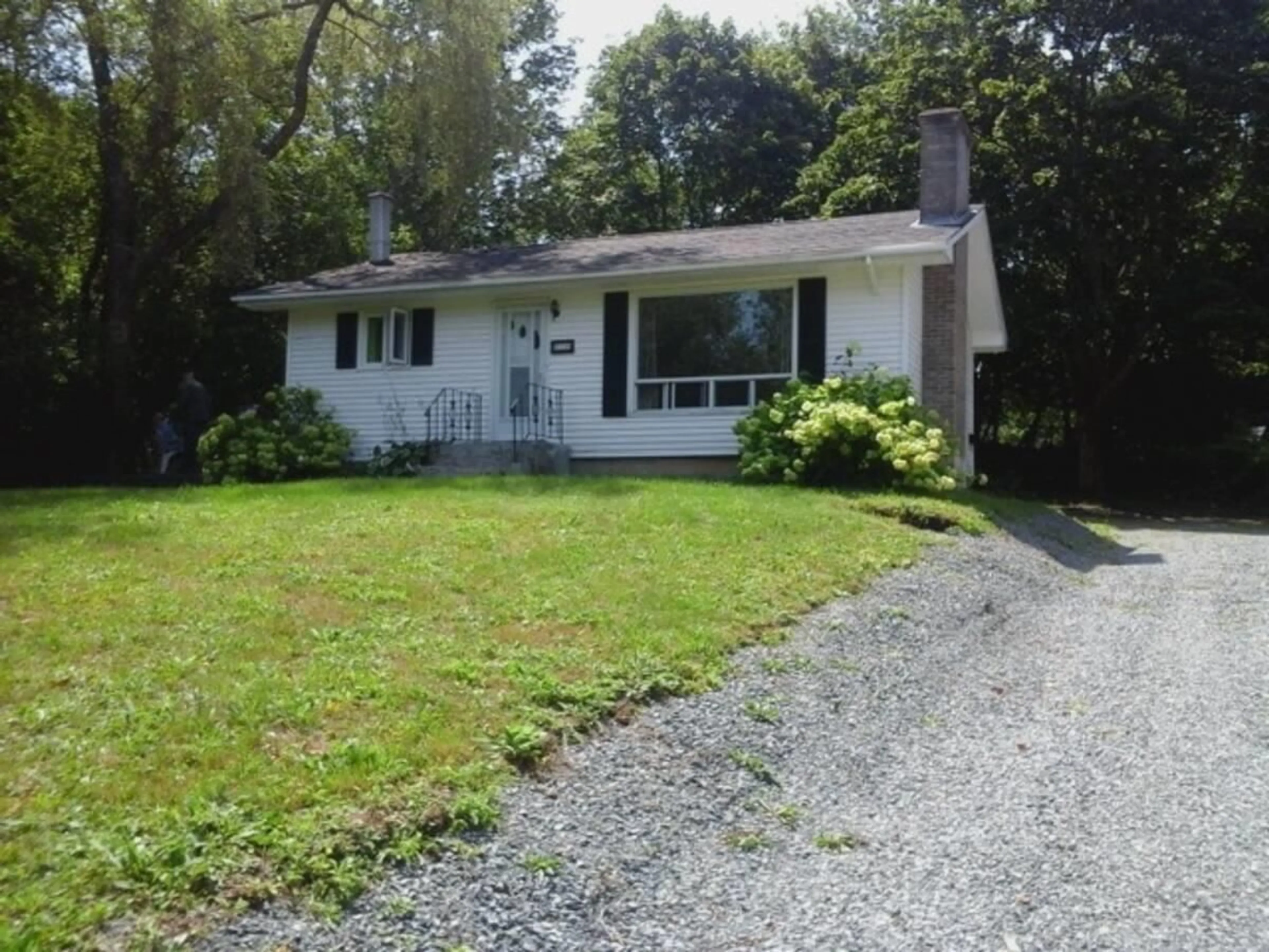 Unknown for 172 Prince St, Bridgewater Nova Scotia B4V 1E4