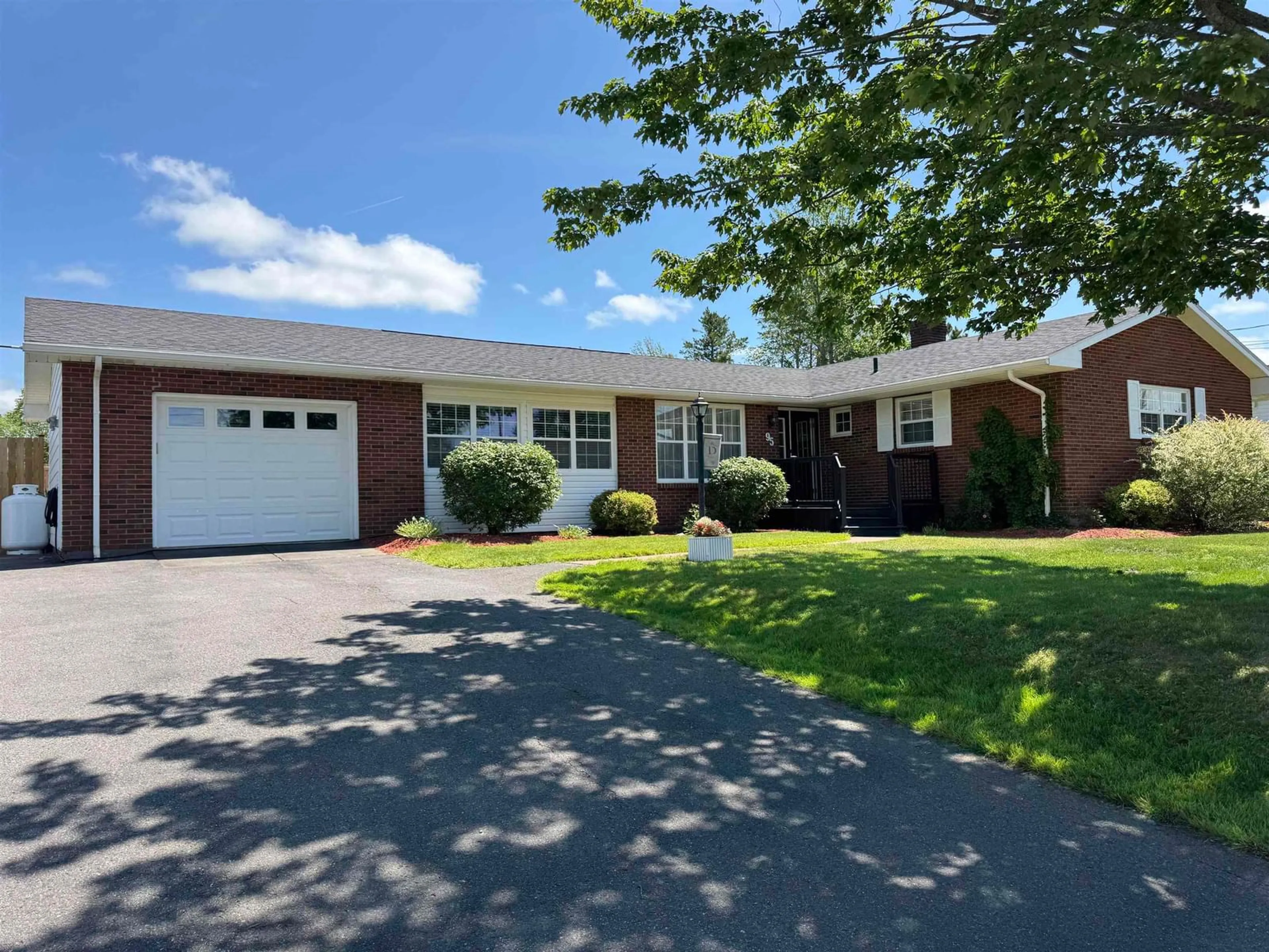 Home with brick exterior material, street for 95 Poplar St, Stellarton Nova Scotia B0K 1S0