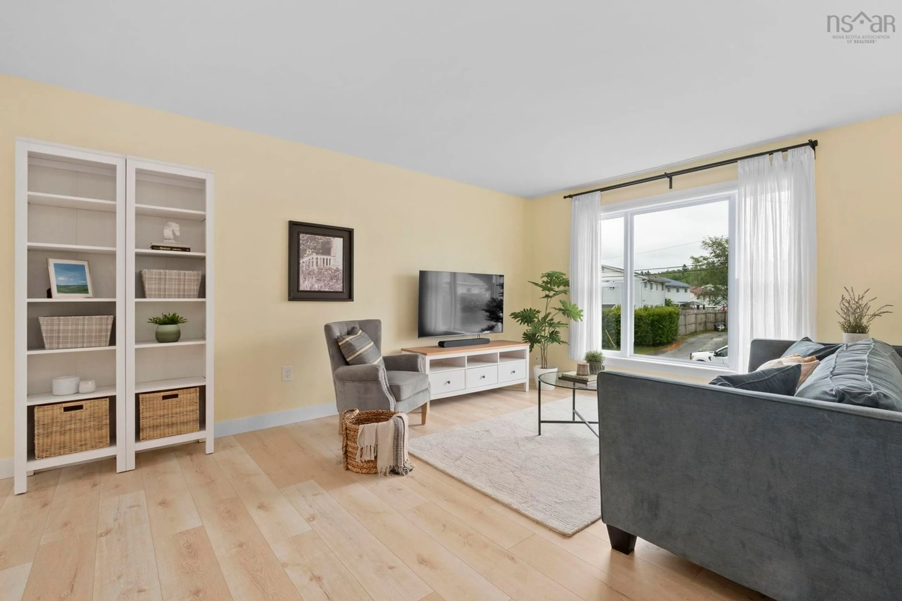 Living room with furniture, wood/laminate floor for 47 Armoyan Dr, Lower Sackville Nova Scotia B4C 3V9