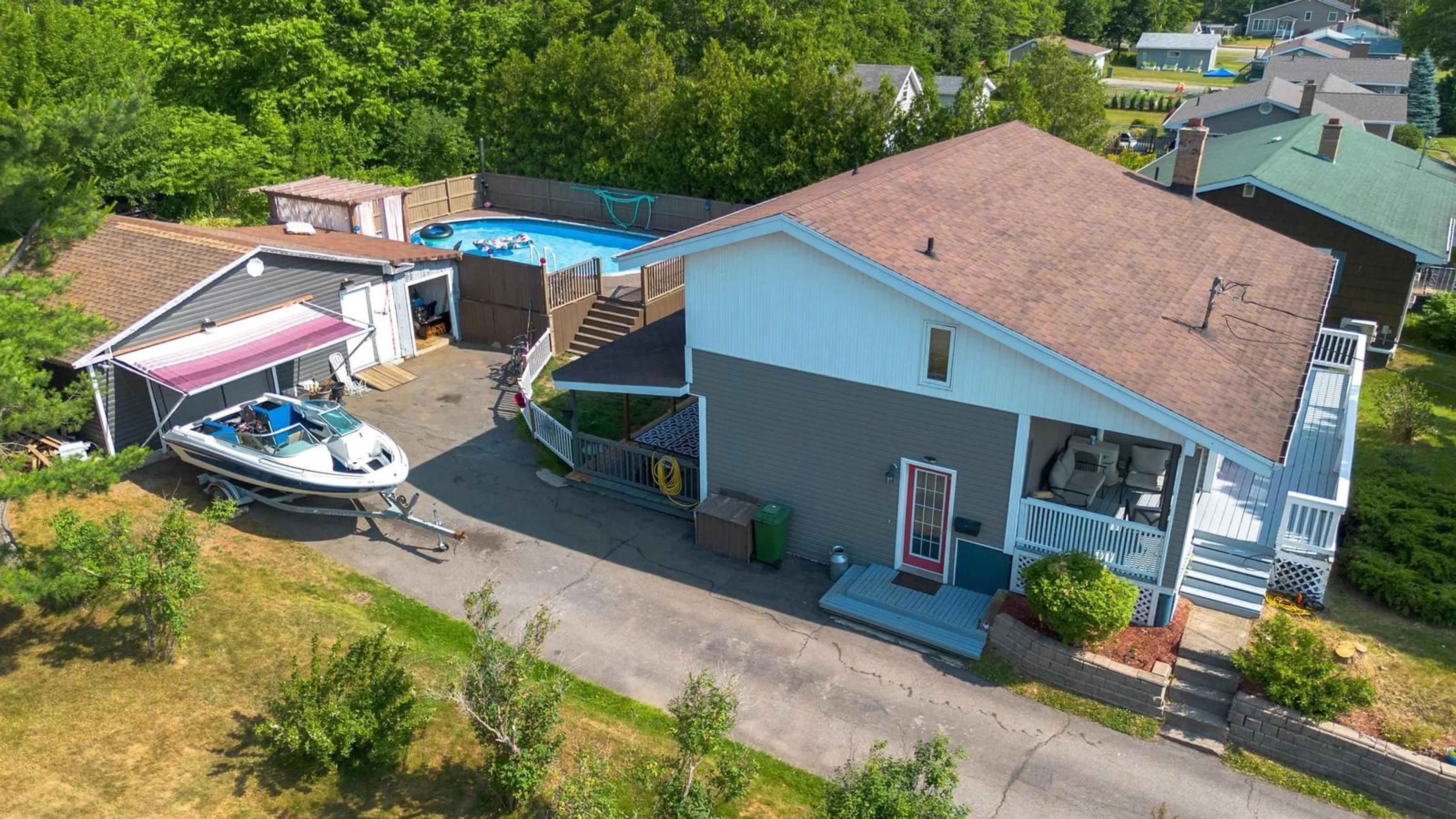A pic from outside/outdoor area/front of a property/back of a property/a pic from drone, street for 56 Holic Ave, North Sydney Nova Scotia B2A 3R8