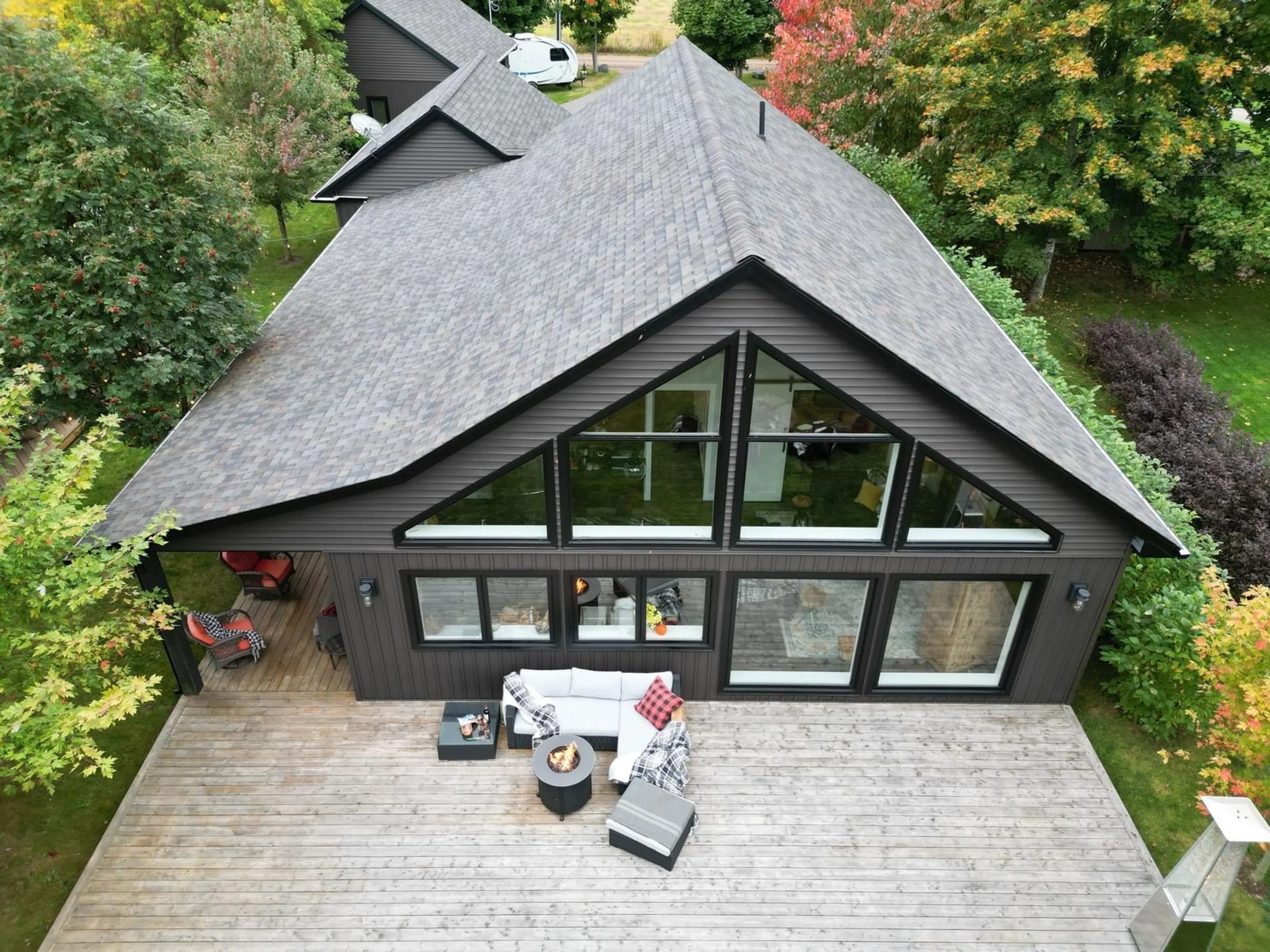 Home with vinyl exterior material, unknown for 100 Lake Shore Dr, Great Village Nova Scotia B0M 1L0