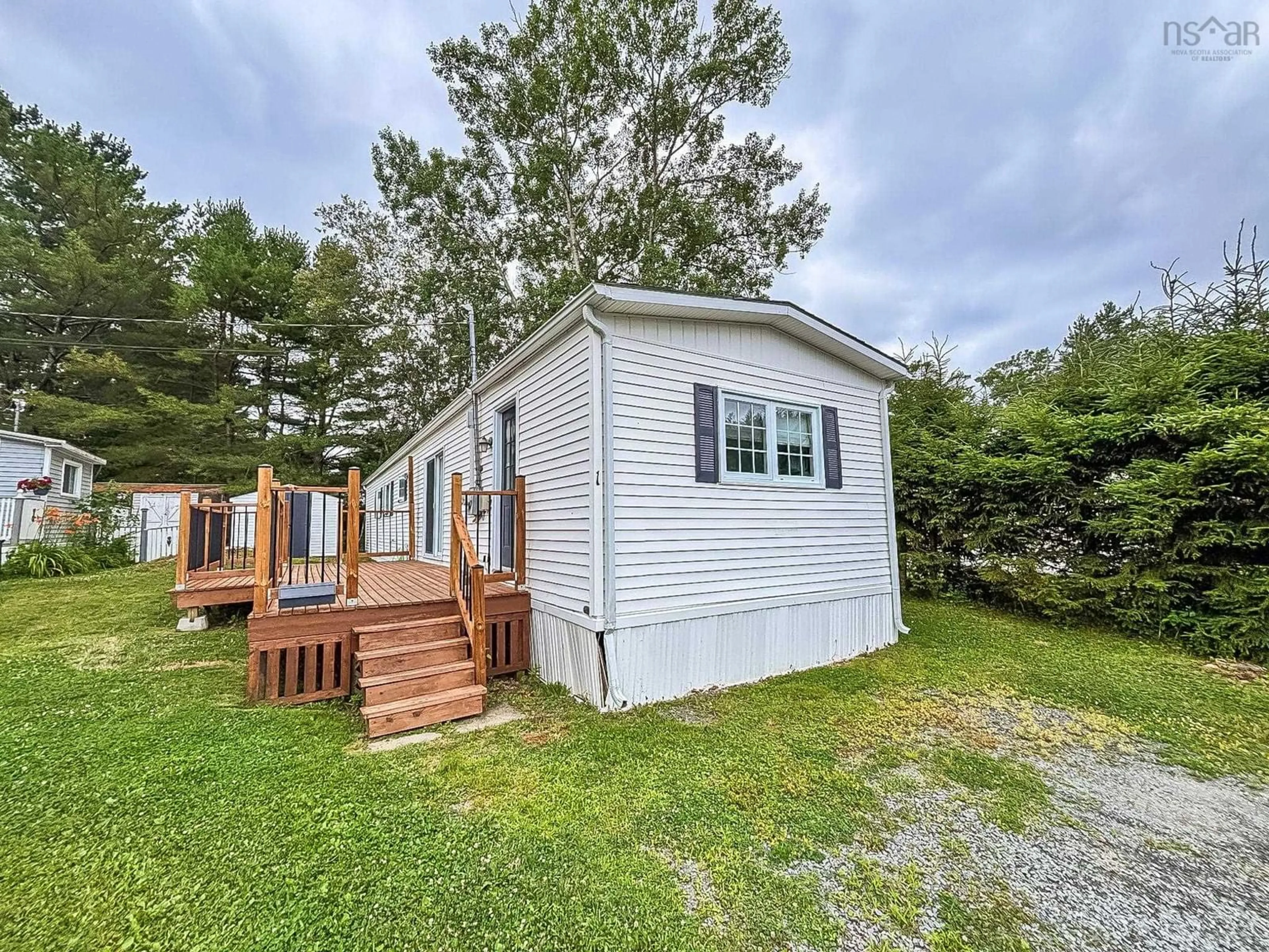 Unknown for 1 Spring Cres, Bridgewater Nova Scotia B4V 3G3