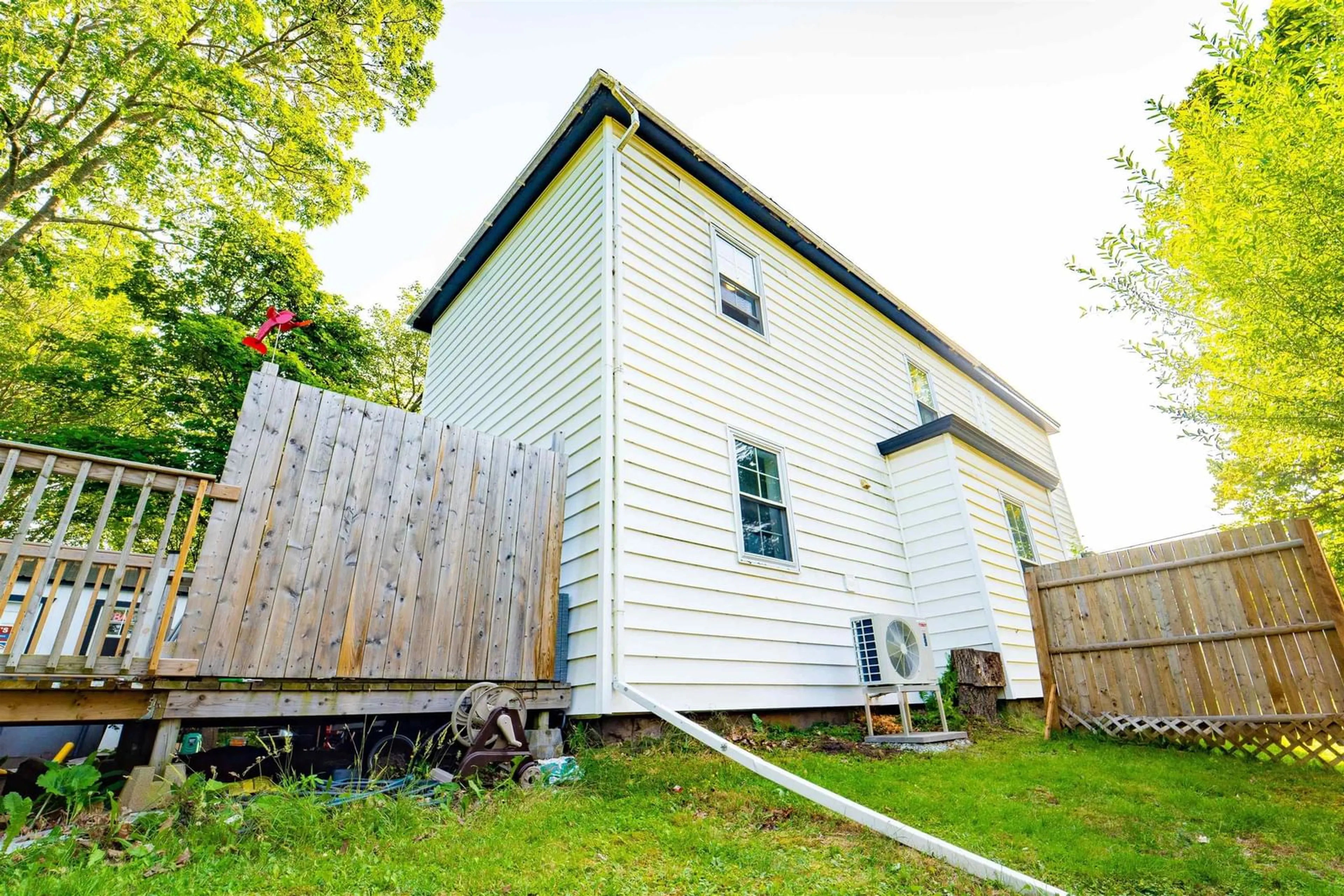 Unknown for 42 Victoria St, Amherst Nova Scotia B4H 1C1