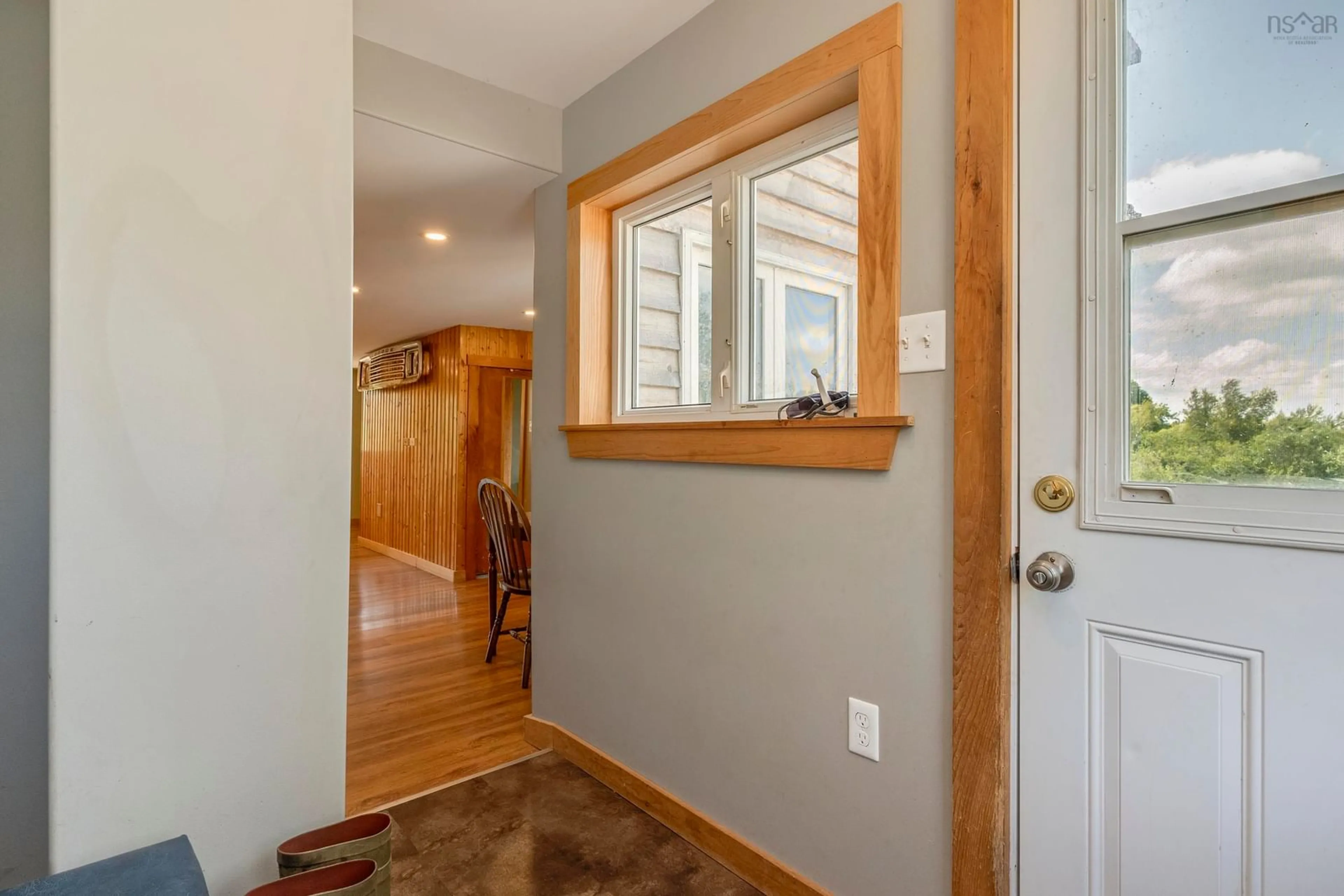 Indoor entryway for 1718 Bloomington Rd, Bloomington Nova Scotia B0S 1P0