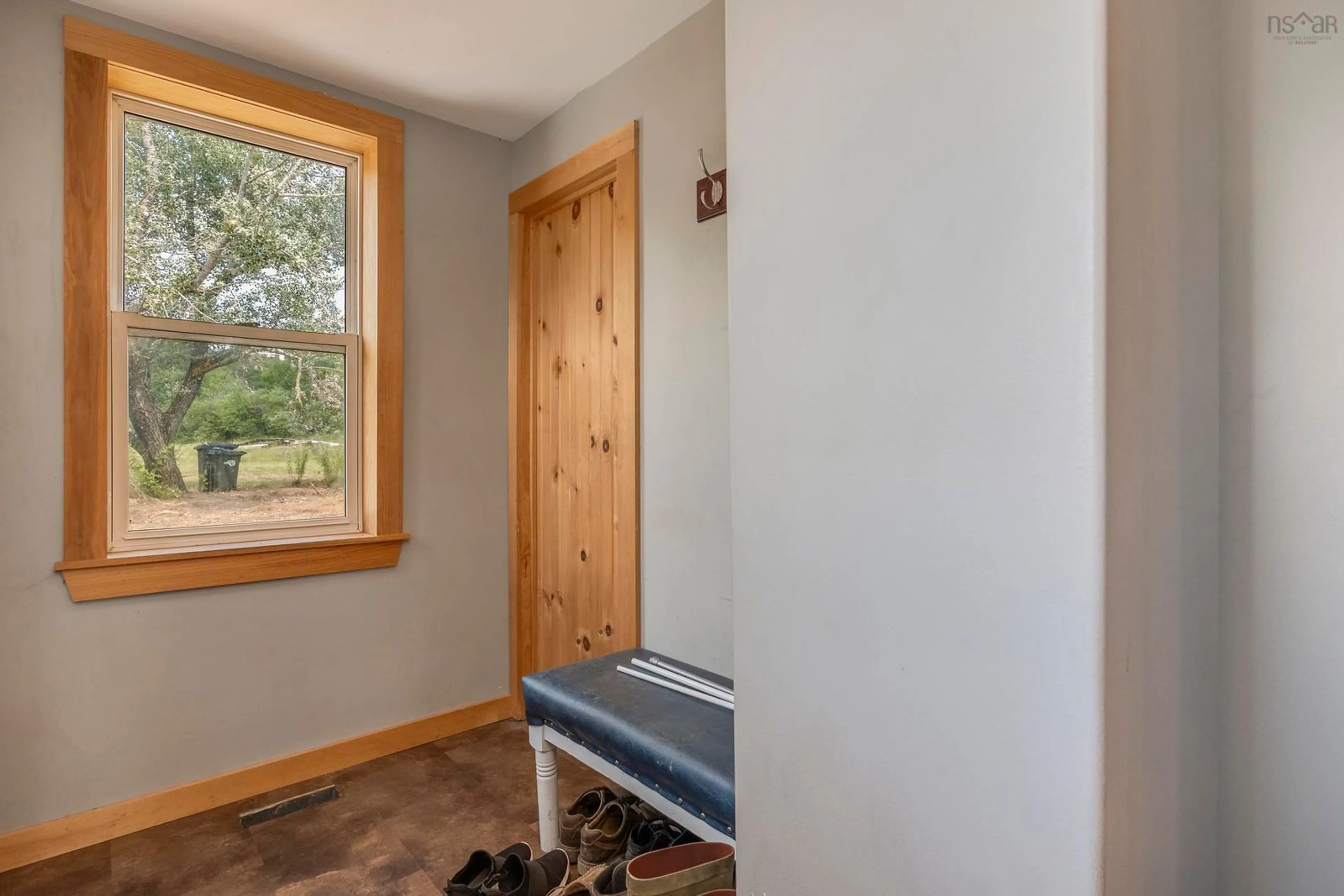 Indoor entryway for 1718 Bloomington Rd, Bloomington Nova Scotia B0S 1P0