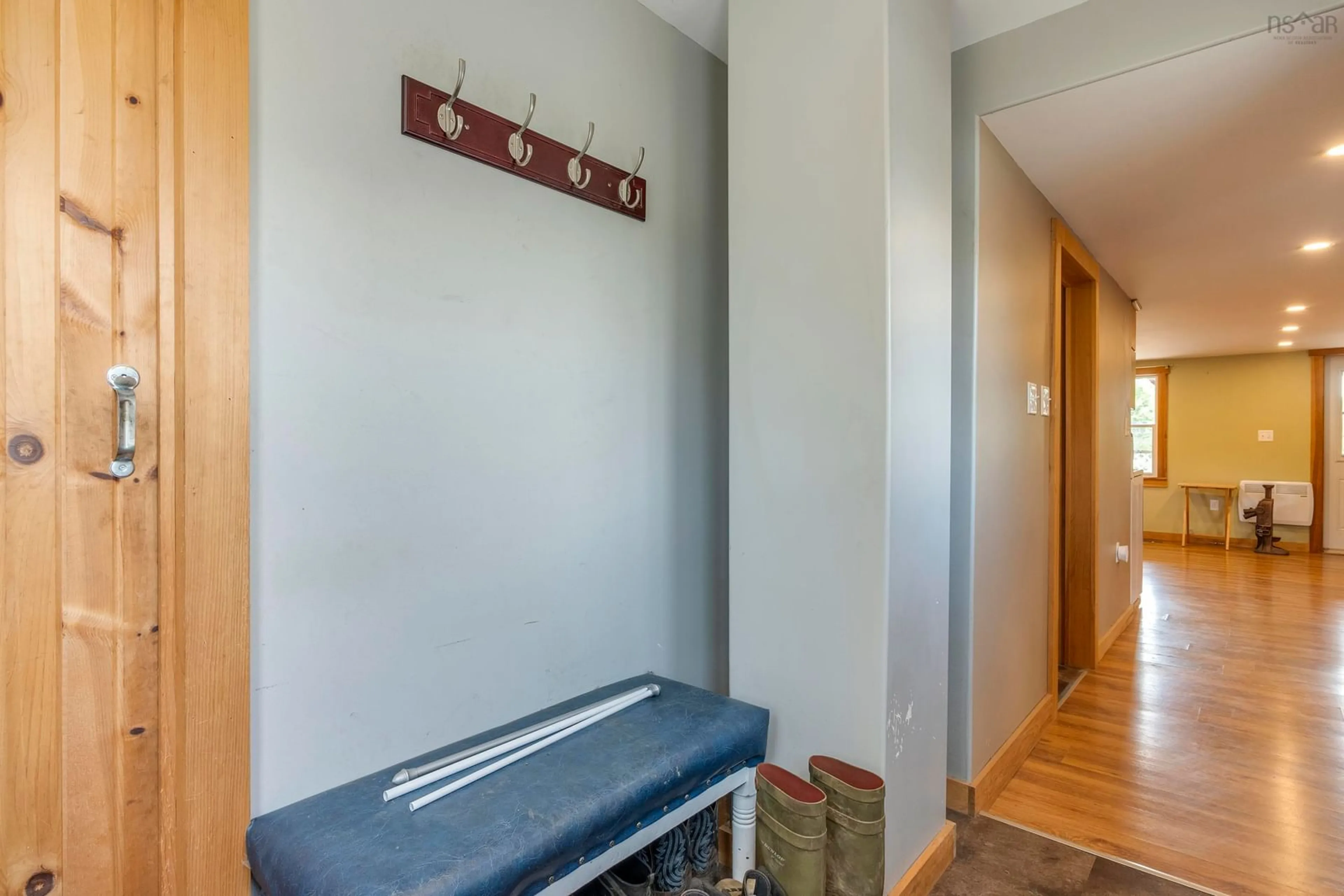 Indoor entryway for 1718 Bloomington Rd, Bloomington Nova Scotia B0S 1P0