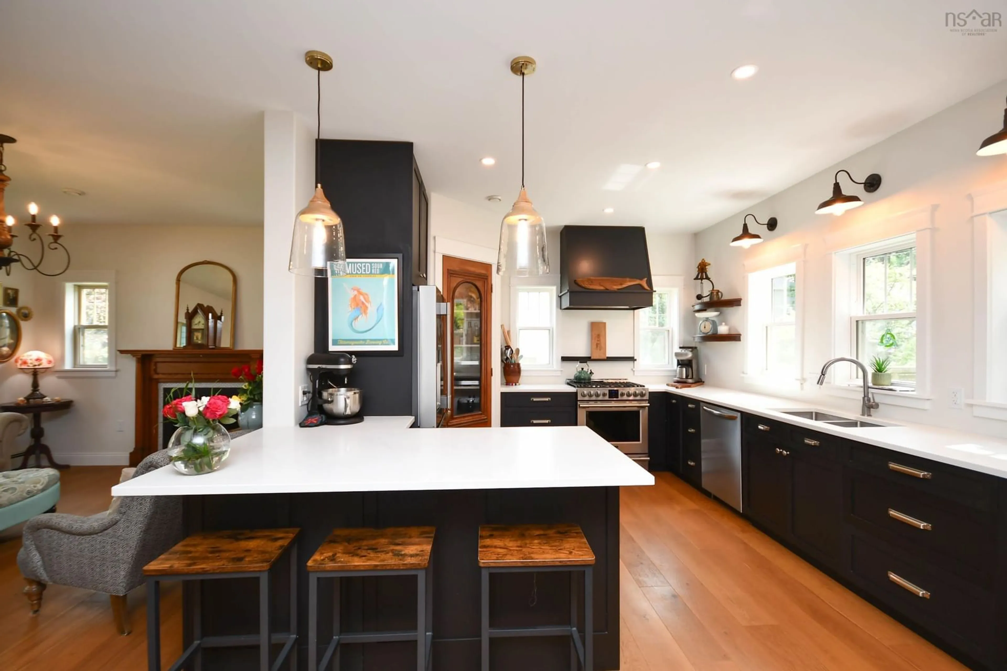 Contemporary kitchen, unknown for 7 Crichton Park Rd, Dartmouth Nova Scotia B3A 2N7