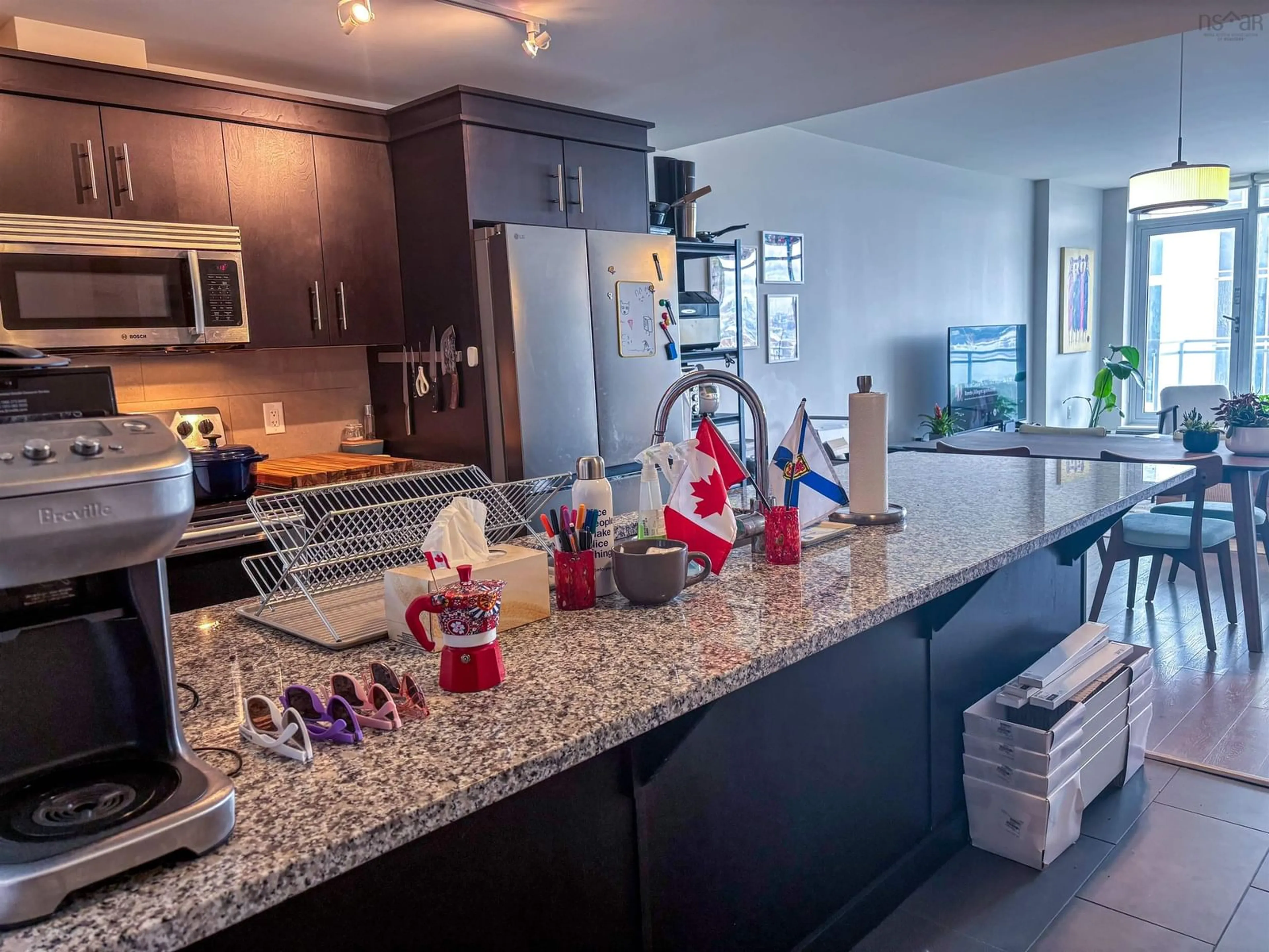Open concept kitchen, ceramic/tile floor for 15 Kings Wharf Pl #806, Dartmouth Nova Scotia B2Y 0C2
