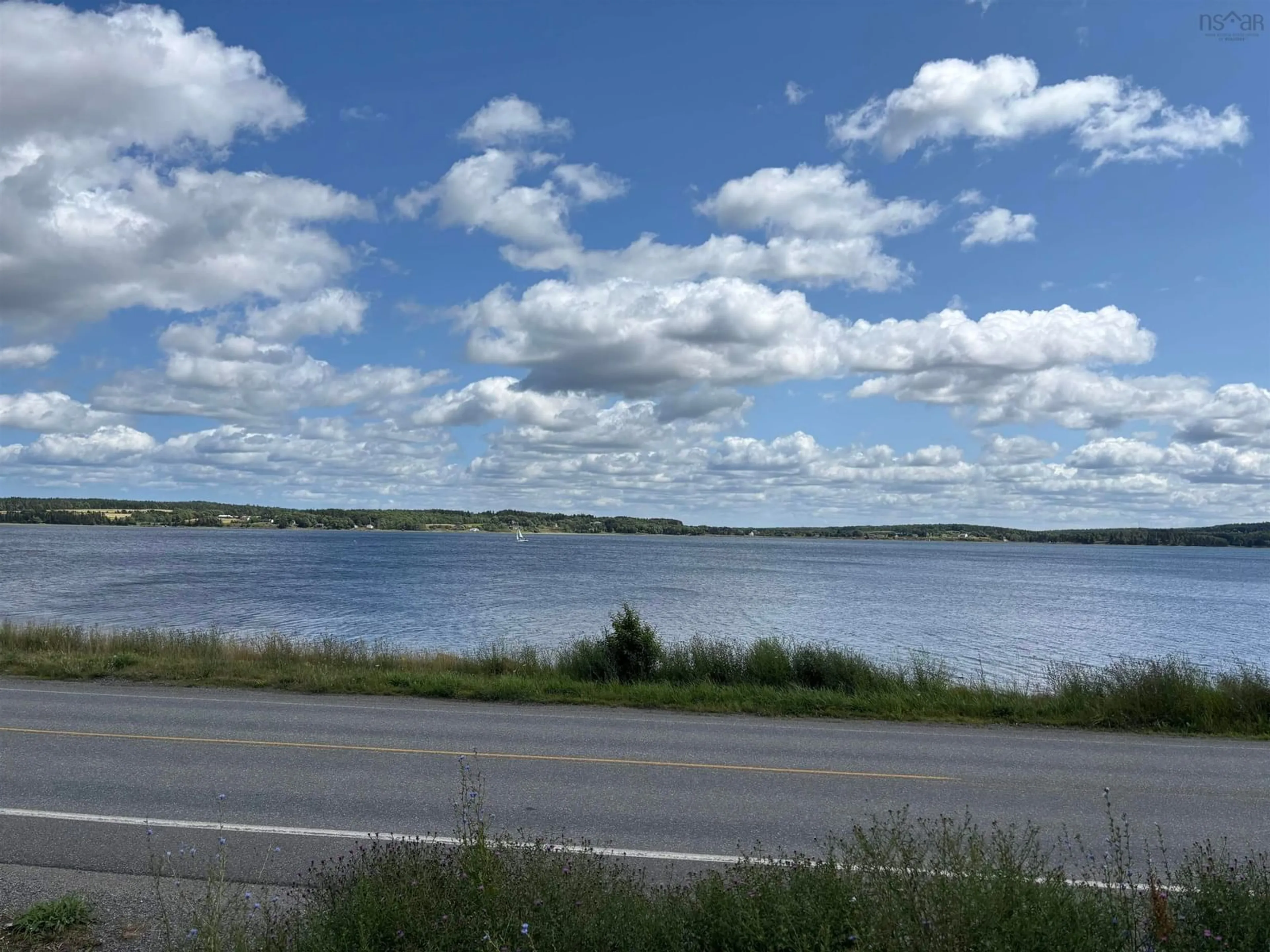Blurry image for 268 Seaview Drive, Upper North Sydney Nova Scotia B2A 3N4