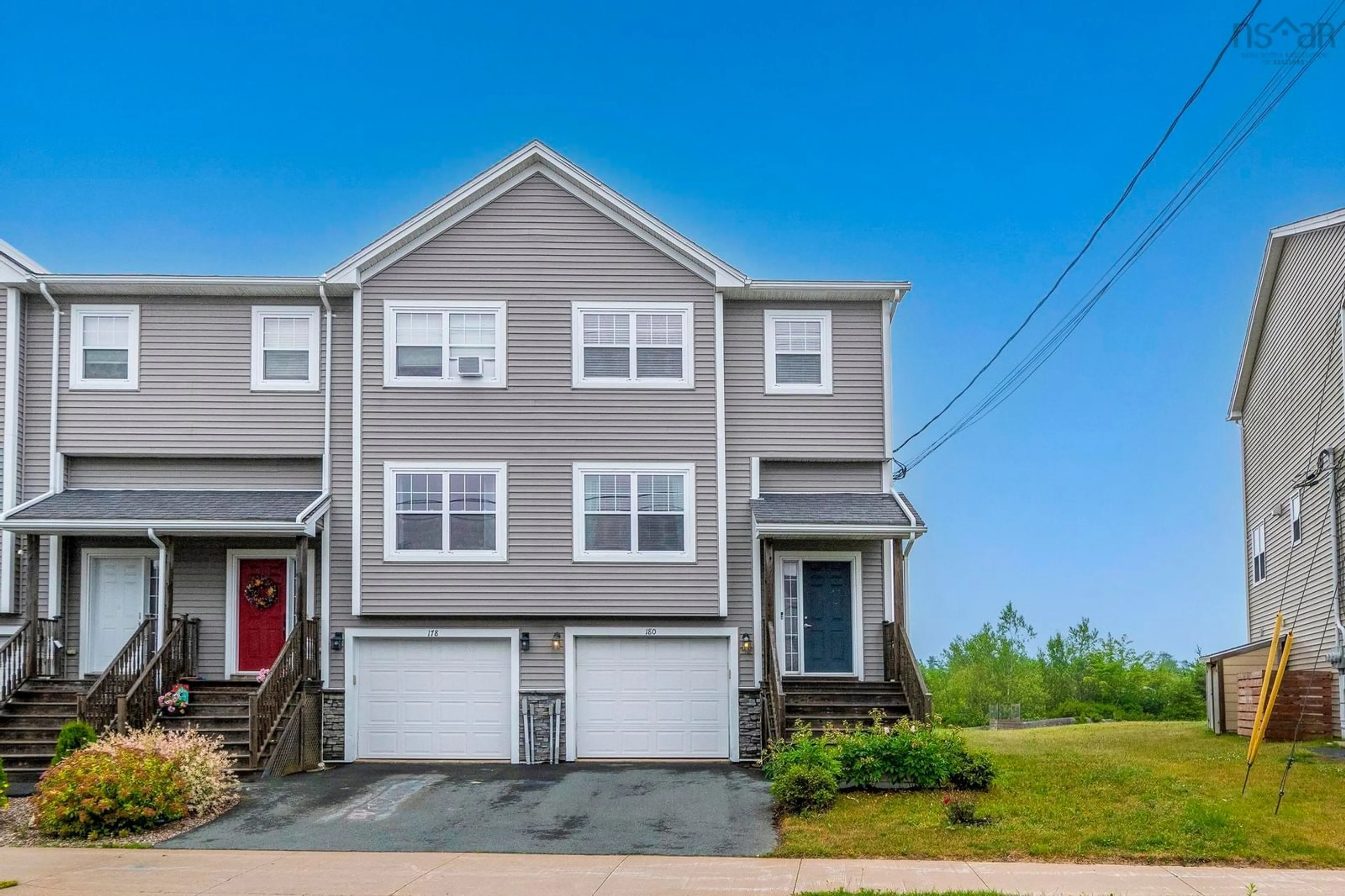 Home with vinyl exterior material, street for 180 Alabaster Way, Halifax Nova Scotia B3P 0E6