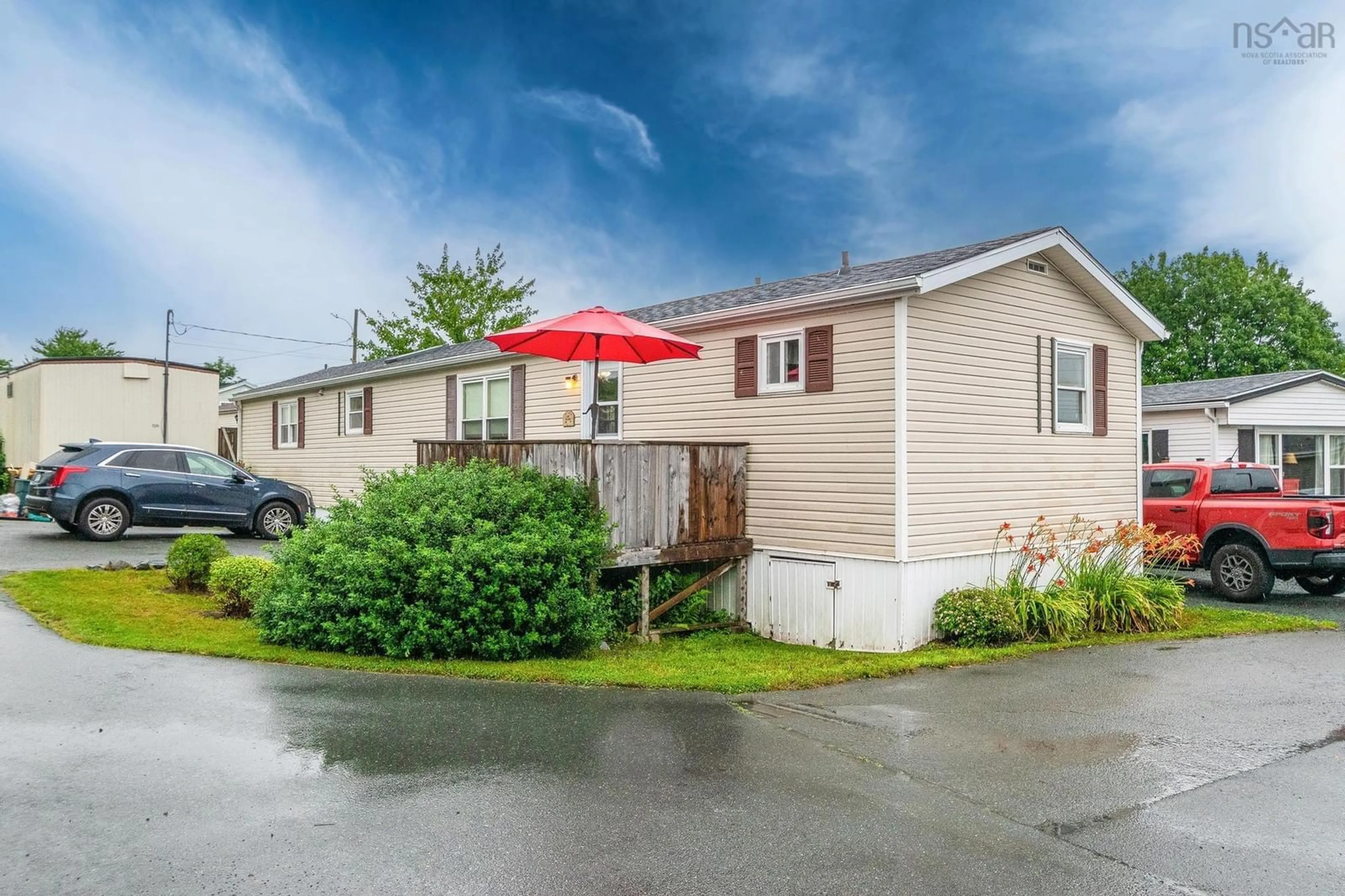 Unknown for 1 Wilson Ave, Dartmouth Nova Scotia B2Y 2B2