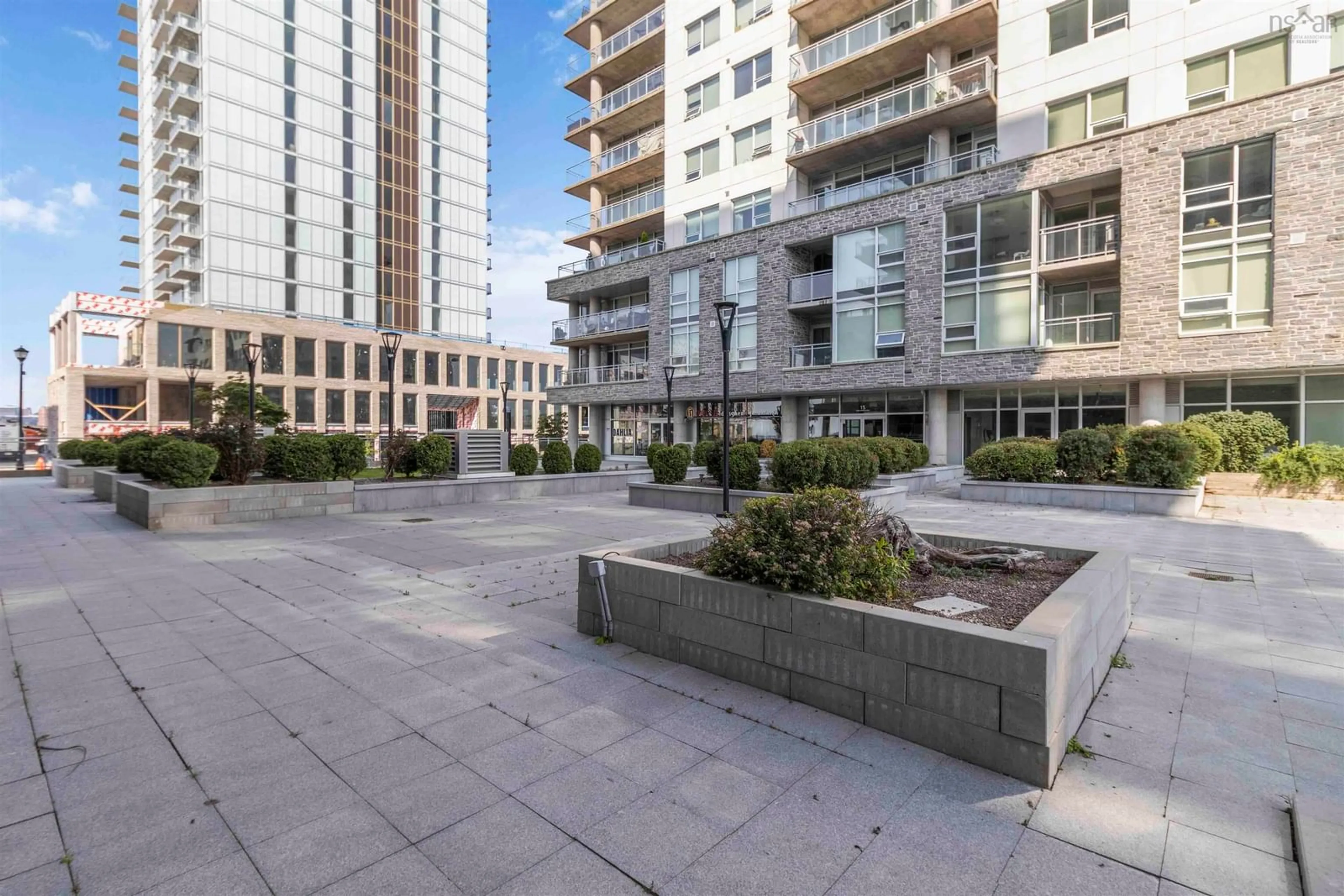Patio, street for 15 Kings Wharf Pl #805, Dartmouth Nova Scotia B2Y 0C1