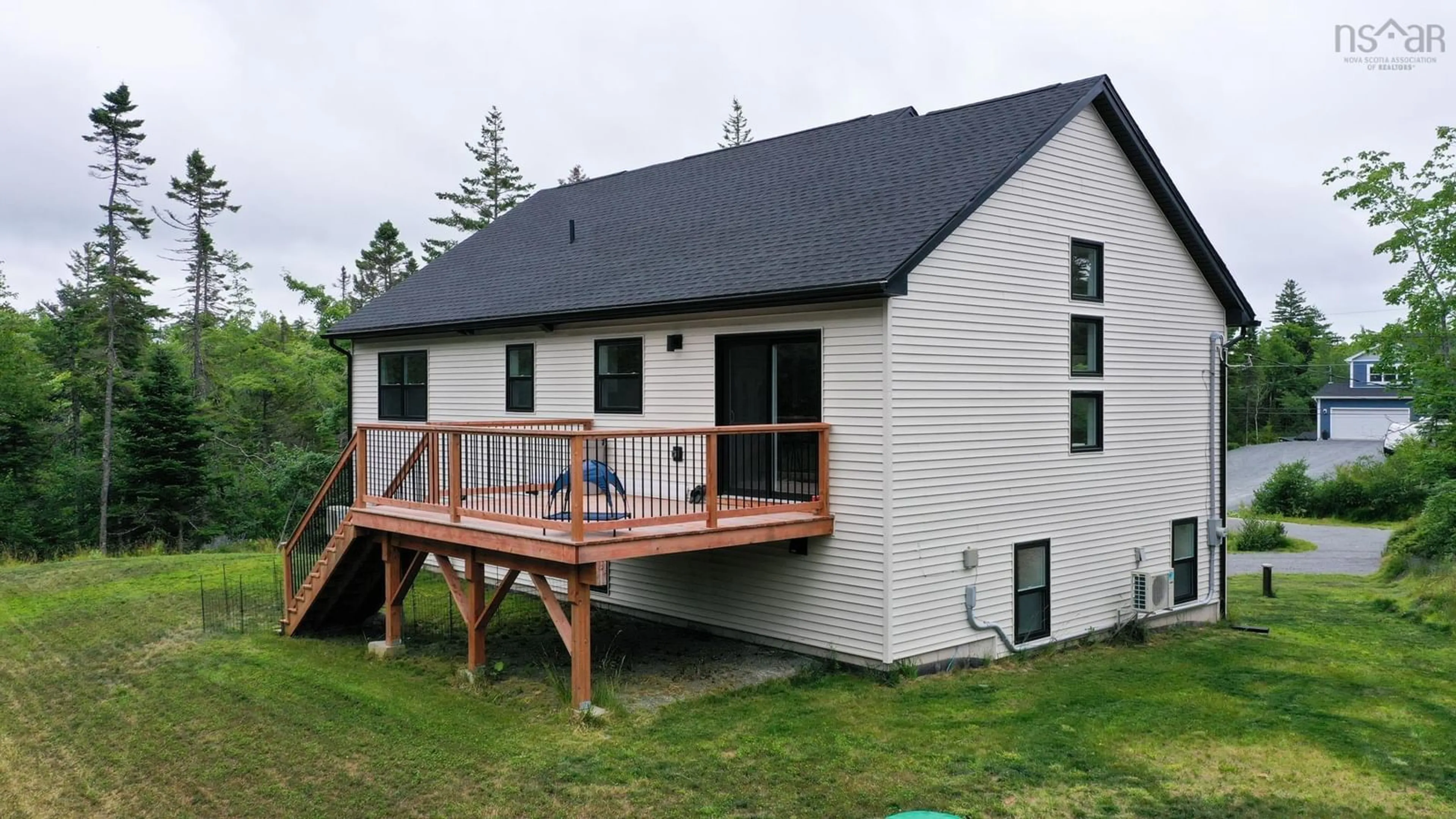 Home with vinyl exterior material, building for 487 Wisteria Lane, Upper Tantallon Nova Scotia B3Z 0N8