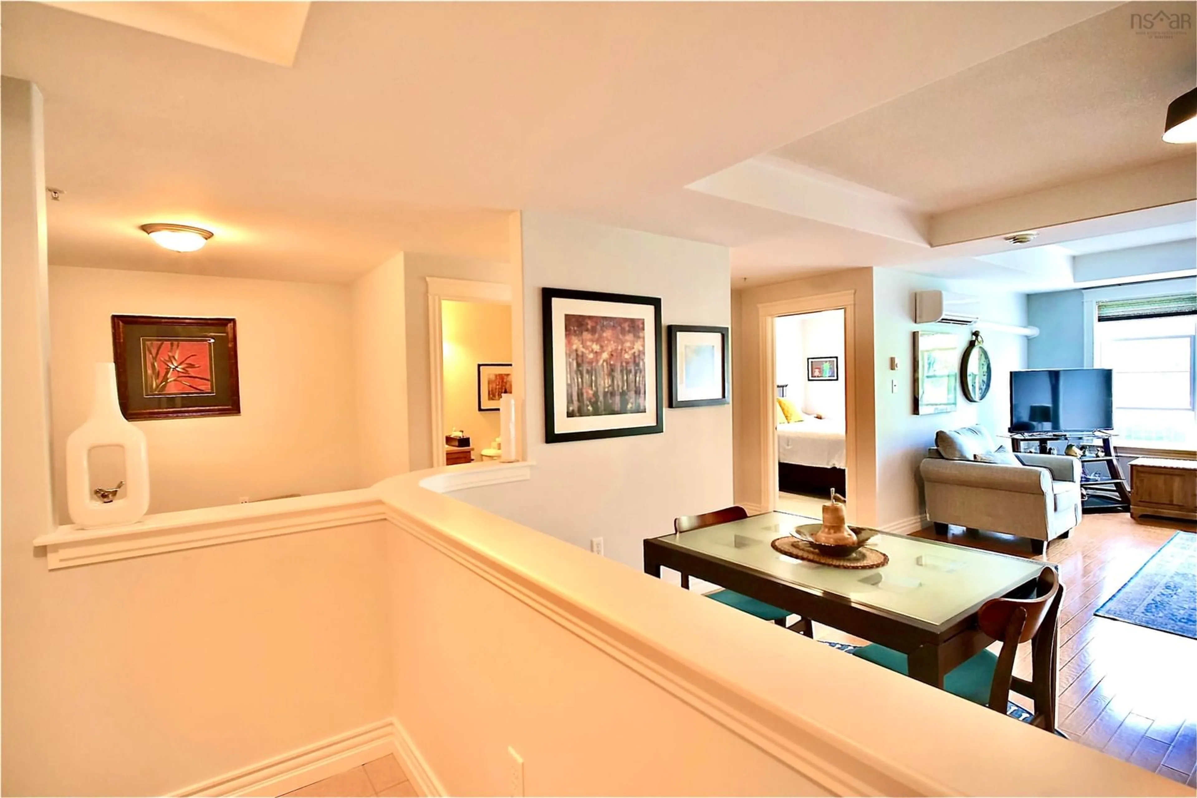 Indoor foyer for 476 Main St #302, Mahone Bay Nova Scotia B0J 2E0