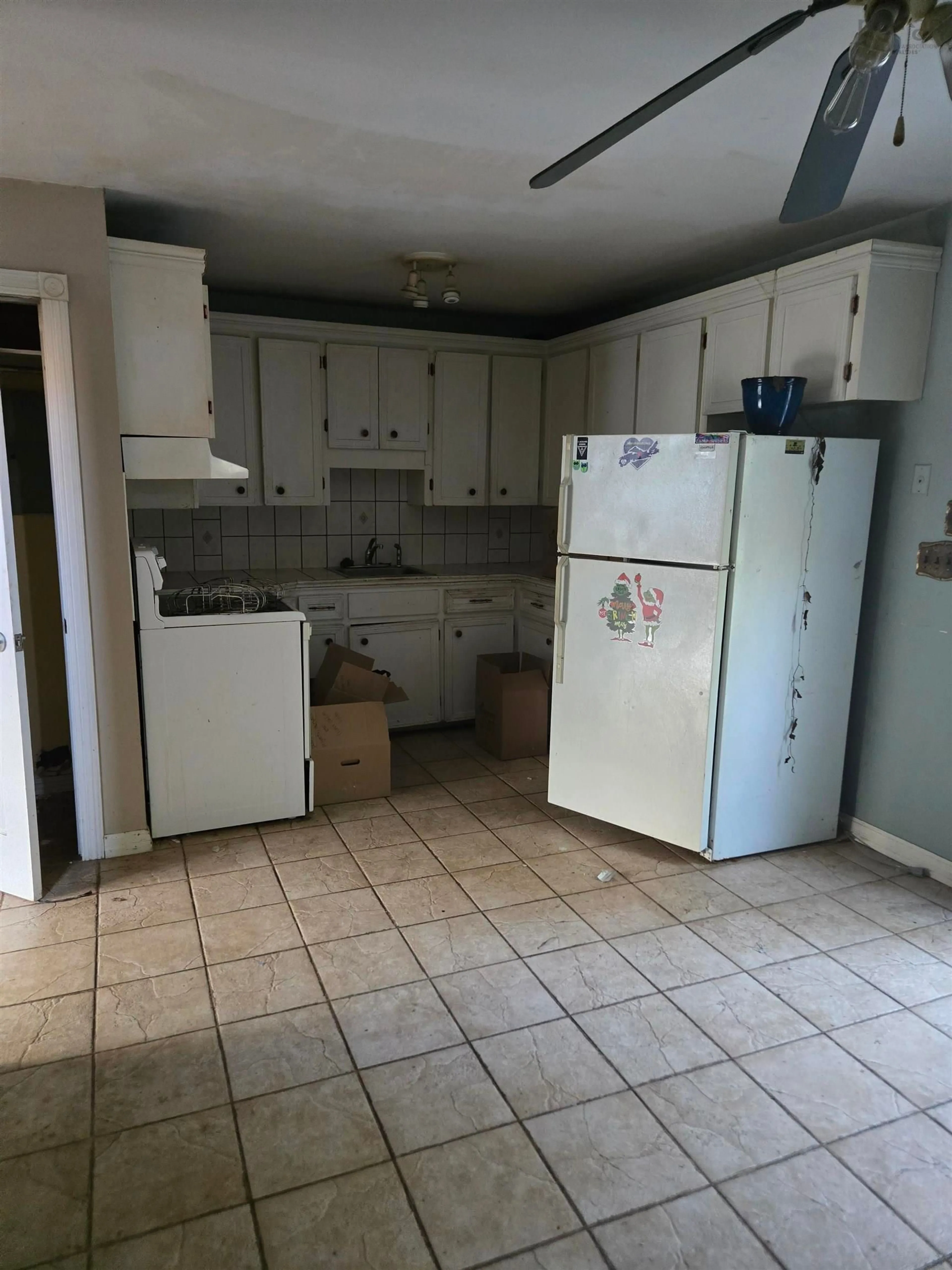 Standard kitchen, unknown for 1564 Riverside Dr, Lower Sackville Nova Scotia B4C 2Y7