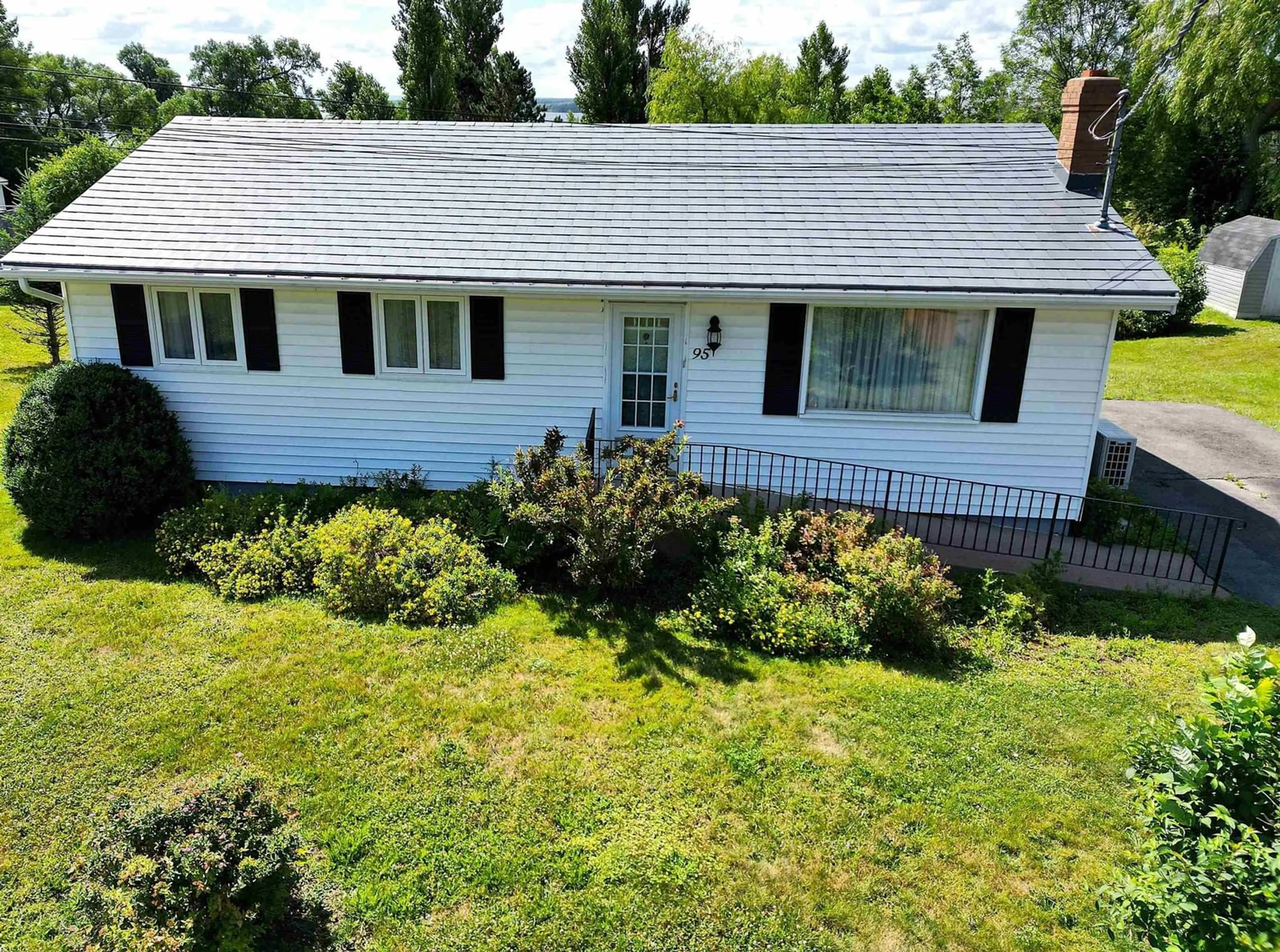 A pic from outside/outdoor area/front of a property/back of a property/a pic from drone, unknown for 95 Haliburton Rd, Pictou Nova Scotia B0K 1H0