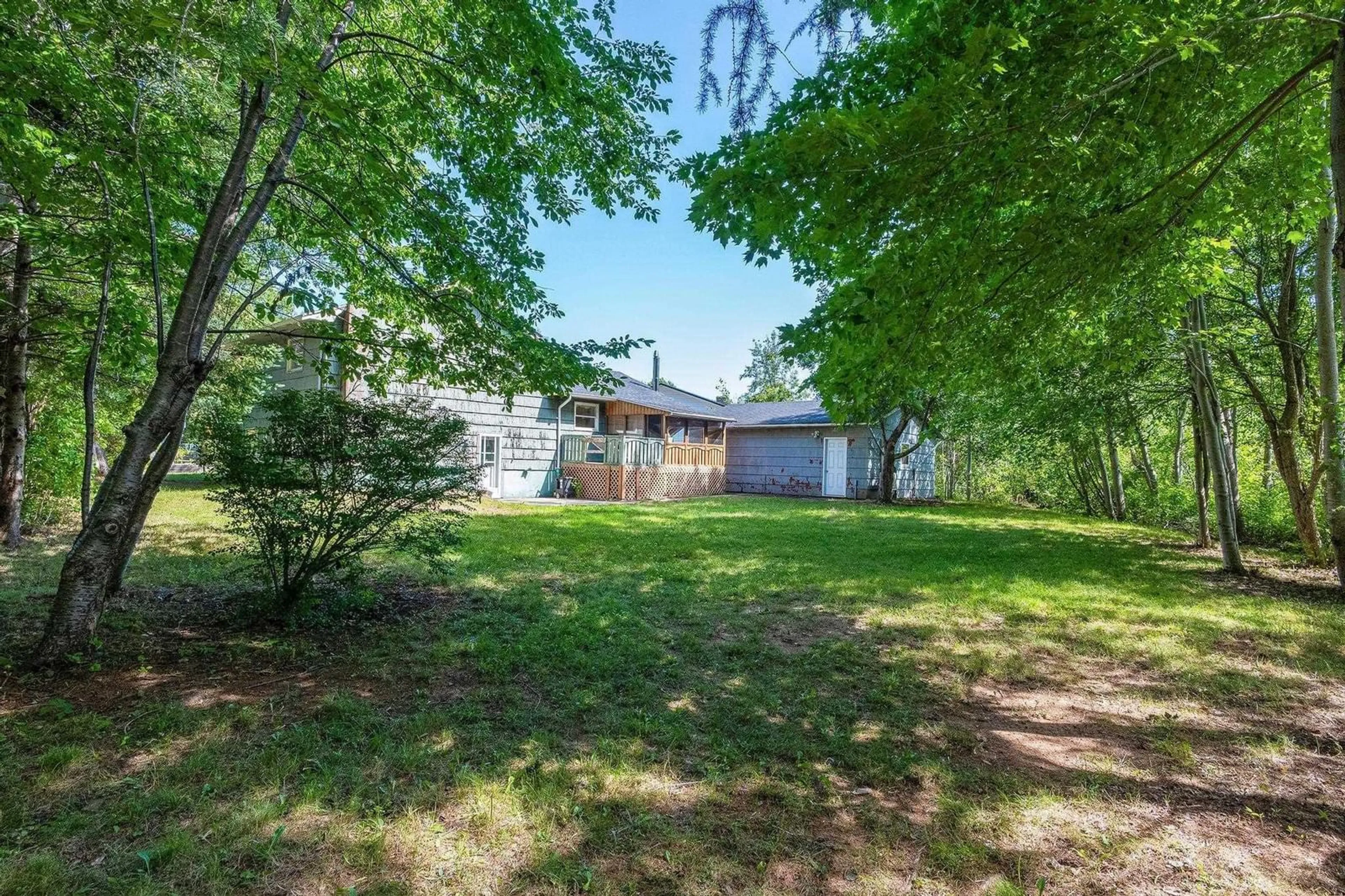 A pic from outside/outdoor area/front of a property/back of a property/a pic from drone, unknown for 965 Labrador Lane, Greenwood Nova Scotia B0P 1N0