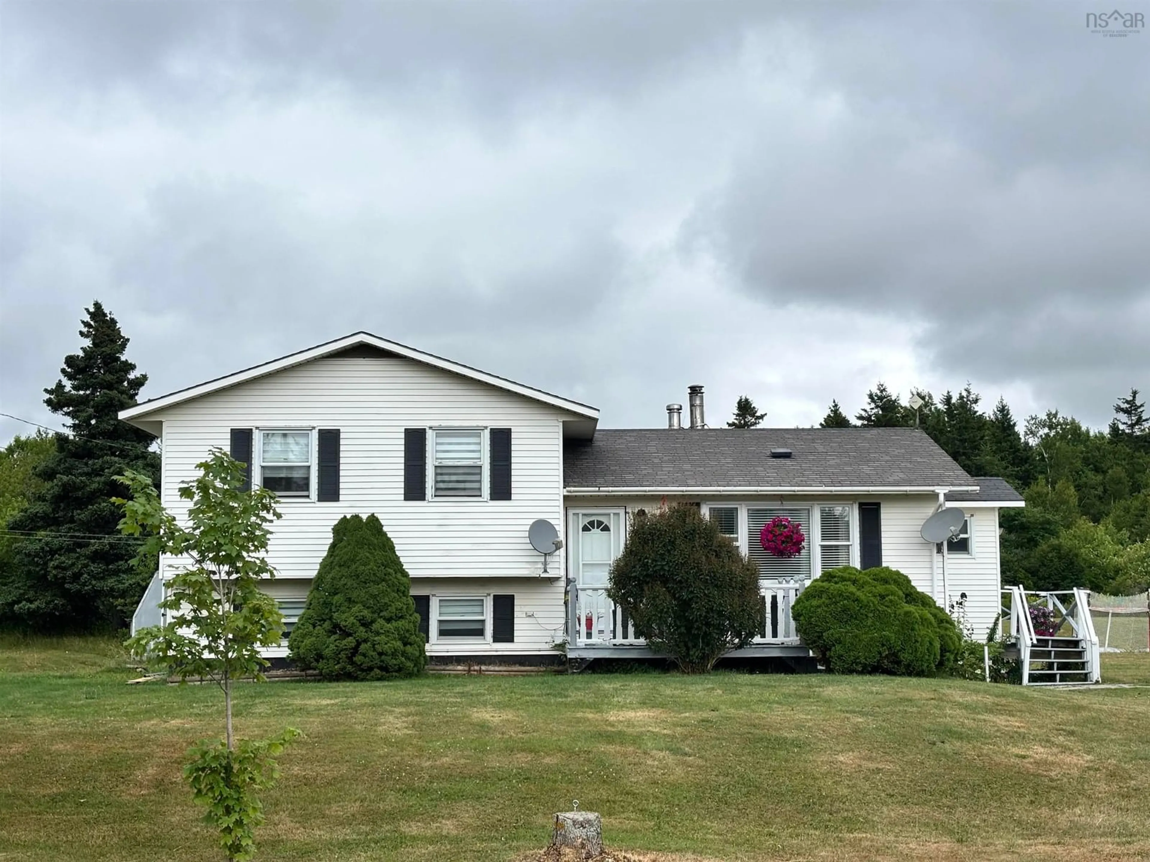 Home with vinyl exterior material, mountain view for 121 Pipers Lane, Inverside Nova Scotia B0E 1N0