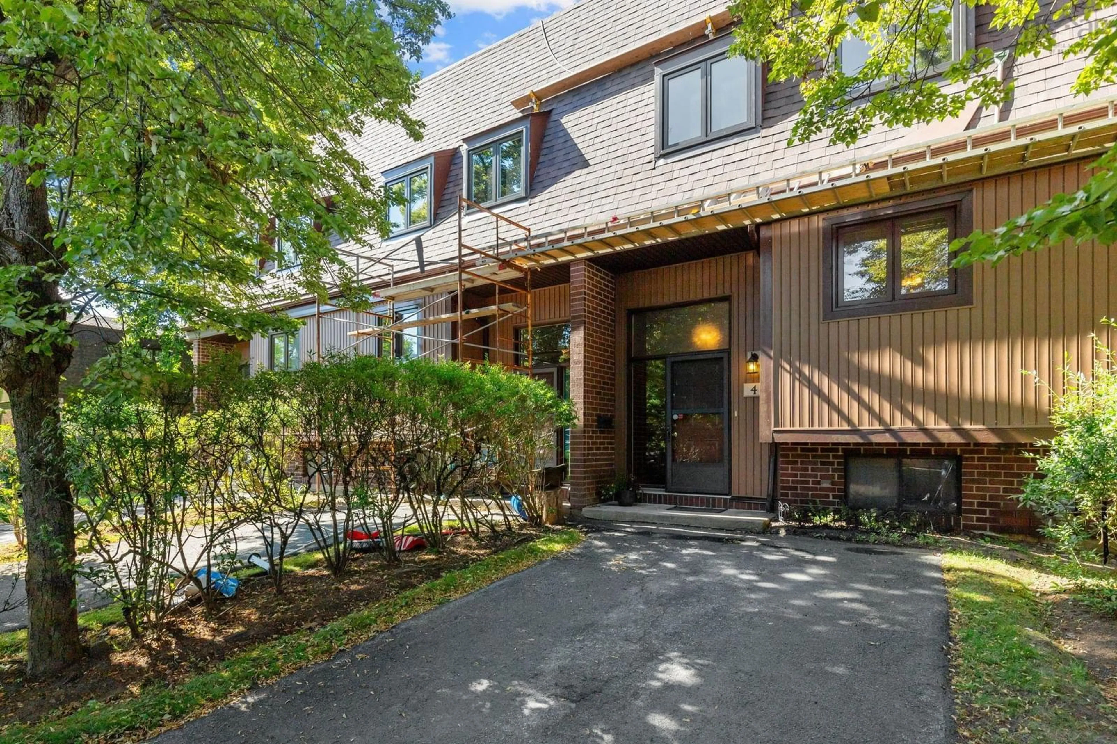 Unknown for 4 Covington Way, Halifax Nova Scotia B3M 3K2